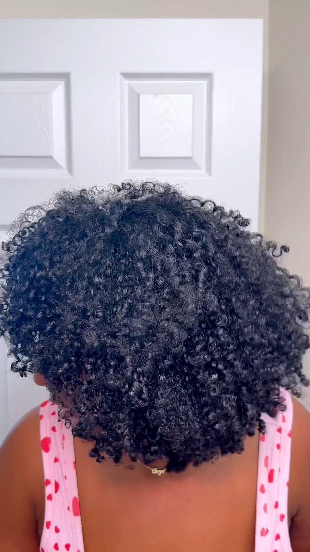 Wash and go made simple 🙌🏾✨ The stretching routine 🫶🏾

#NaturalHair #Hairstyles #HairTutorial #WashAndGo ￼