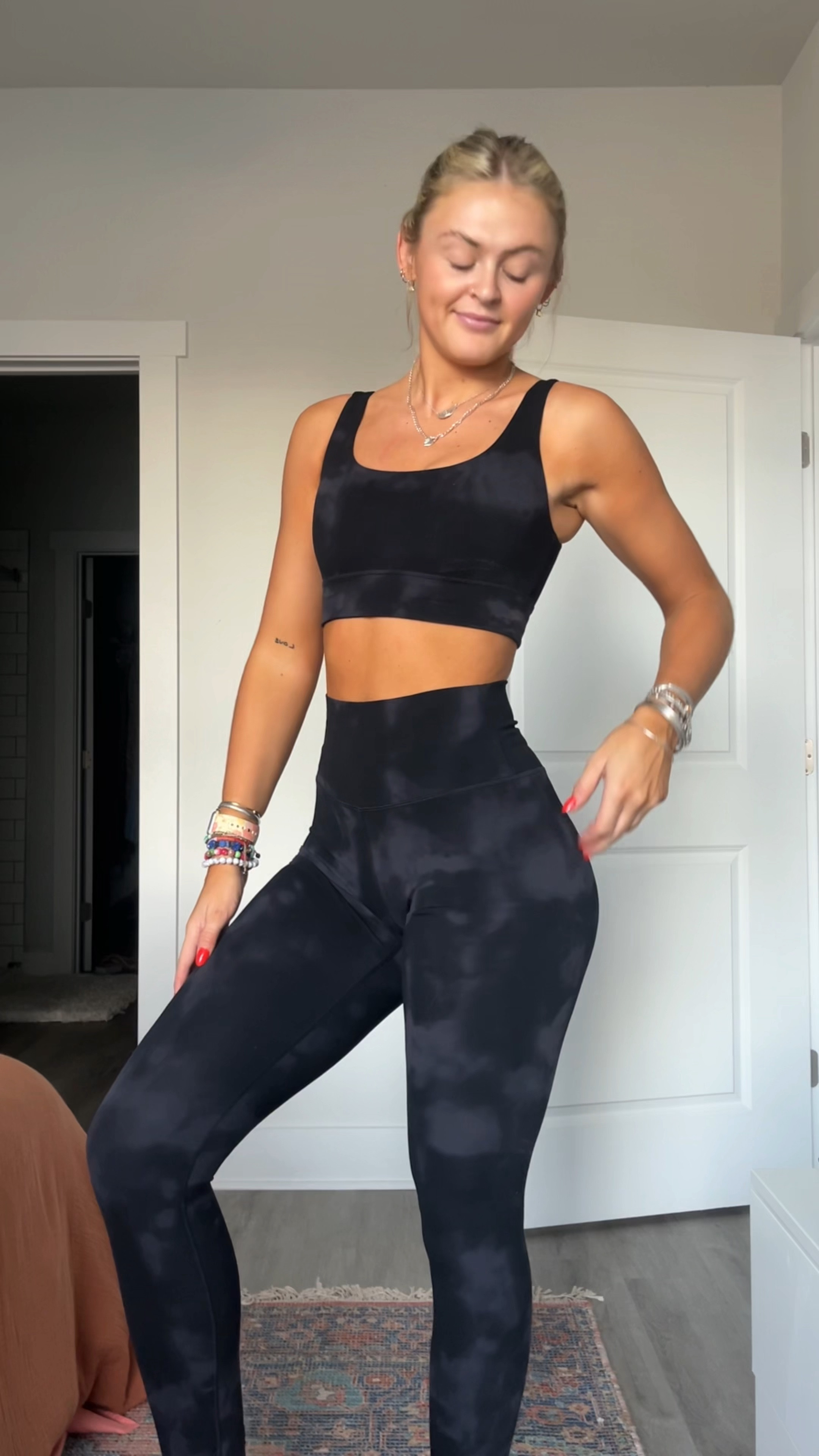  CRZ YOGA Butterluxe Womens U Back Sports Bra - Scoop Neck  Padded Low Impact Yoga Bra Workout Crop Top