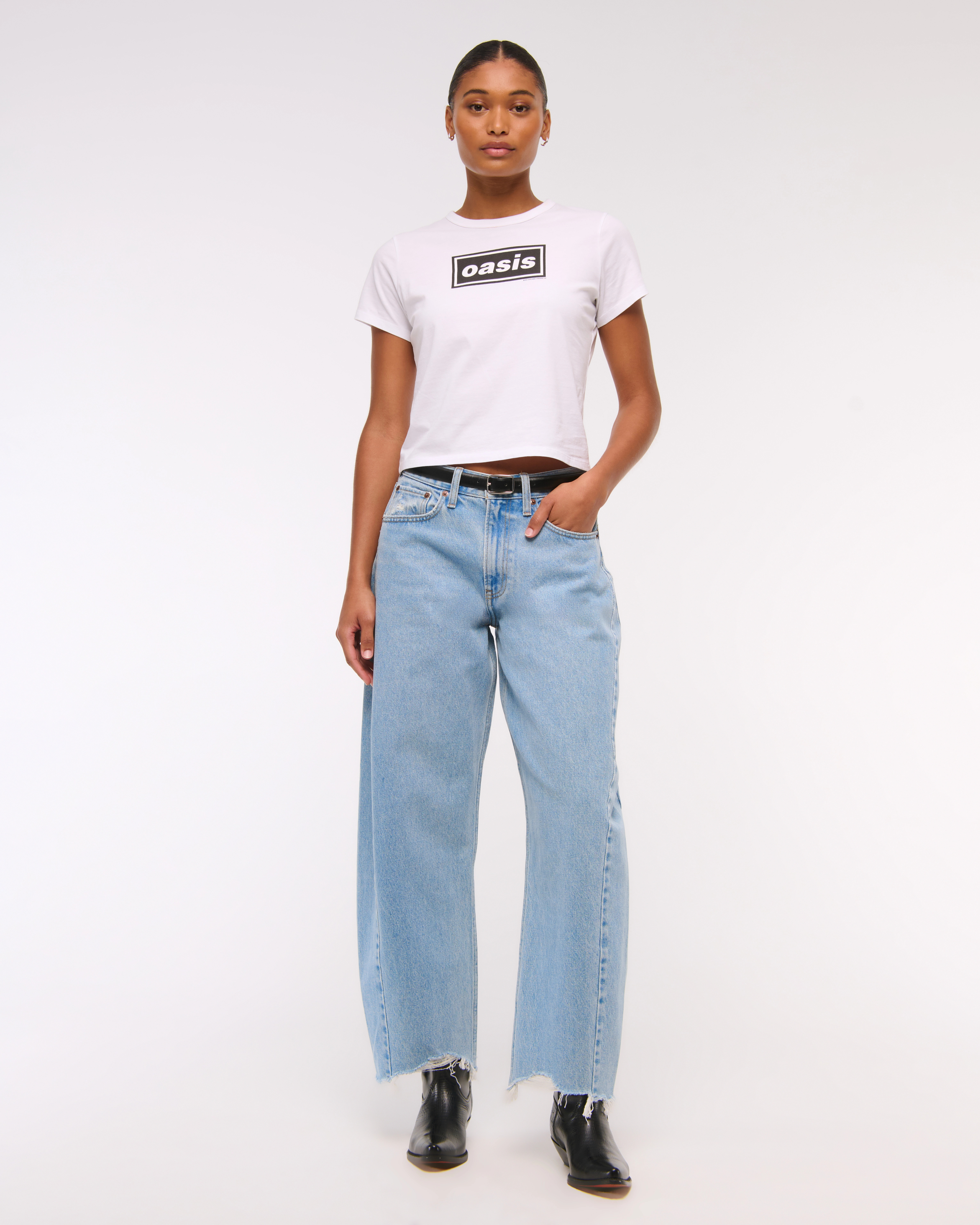 Curve Love Mid Rise Barrel Jean | Abercrombie & Fitch (US)