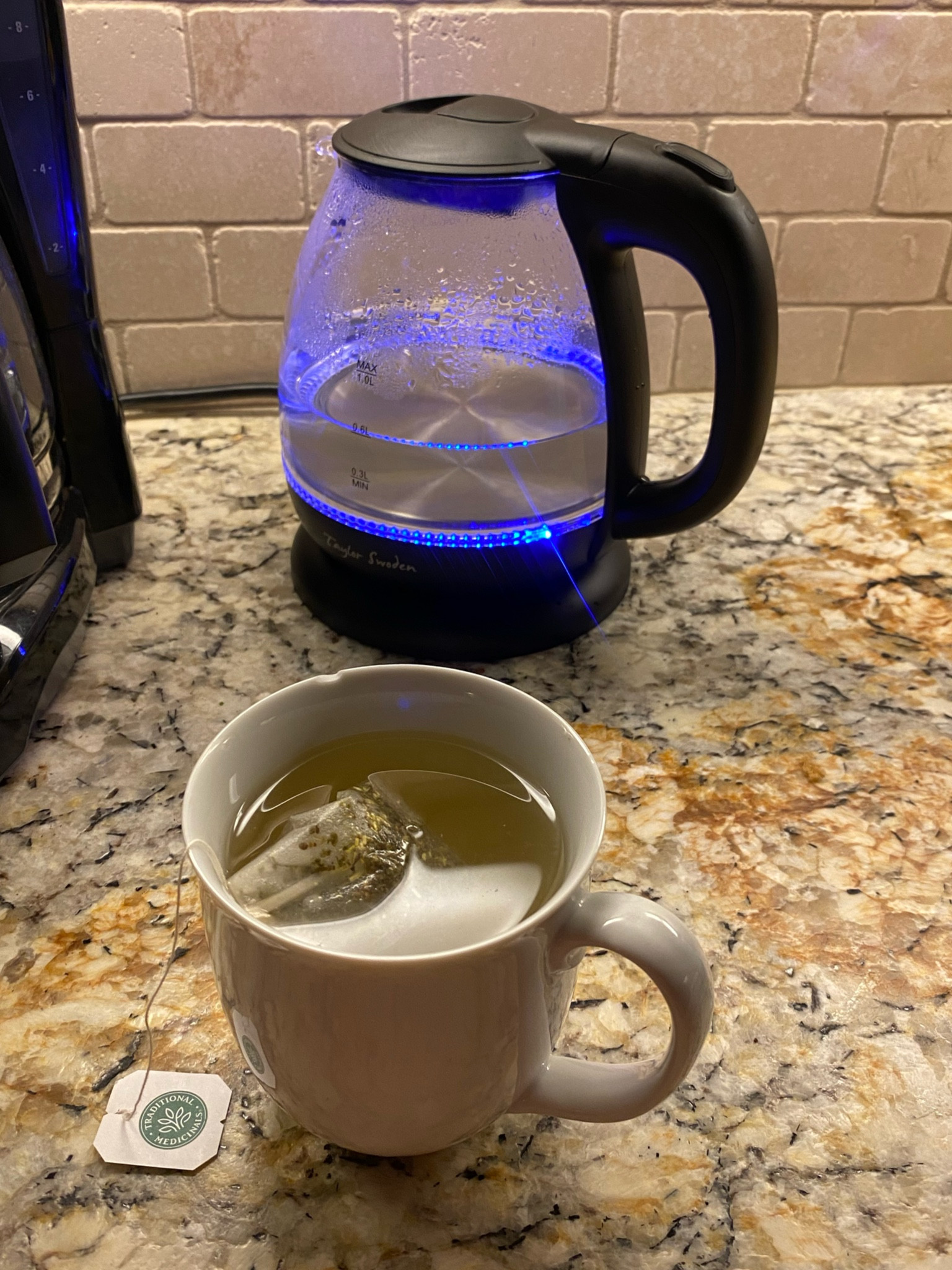 Kettle. Hot tea. Hot water. Mini kettle. Perfect size. 

#LTKGiftGuide #LTKhome #LTKsalealert