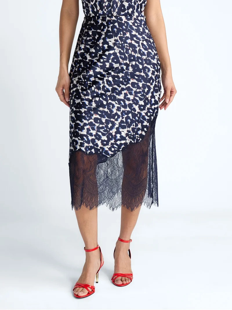 Devil Wears Prada Scoop Collection Women's and Women's Plus Maxi Lace Skirt, Sizes XS-4X | Walmart (US)