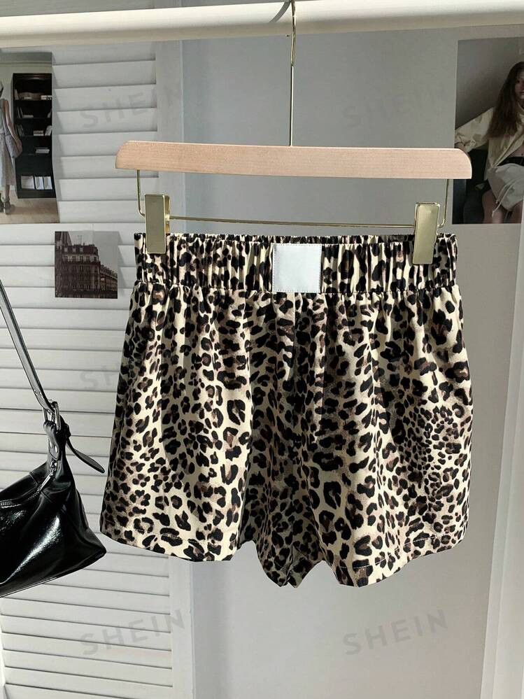 SHEIN Comfortcana Leopard Print Applique Casual Loose Shorts, Summer | SHEIN