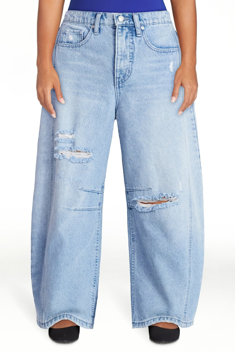 Scoop Women’s and Women's Plus High-Rise Ankle Barrel Jeans with Distressed Details, Sizes 0-26 | Walmart (US)