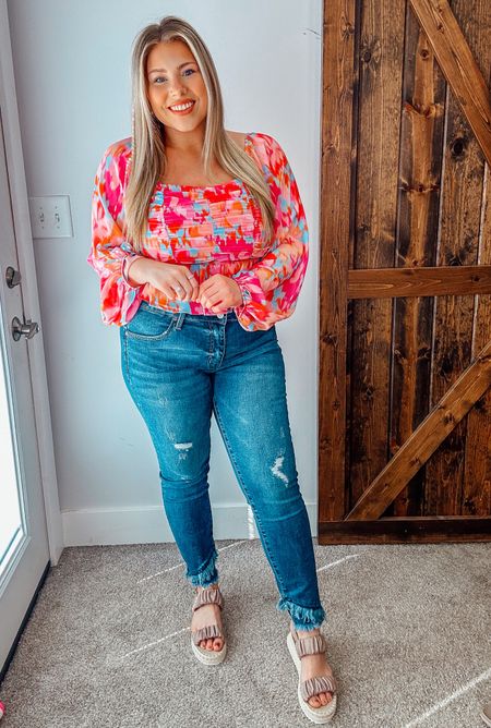 Wearing a large top and size 13 jeans 


pink lily fashion midsize fashion spring fashion summer fashion jeans looks blouse floral top braided sandals 

#LTKFind #LTKstyletip #LTKfit