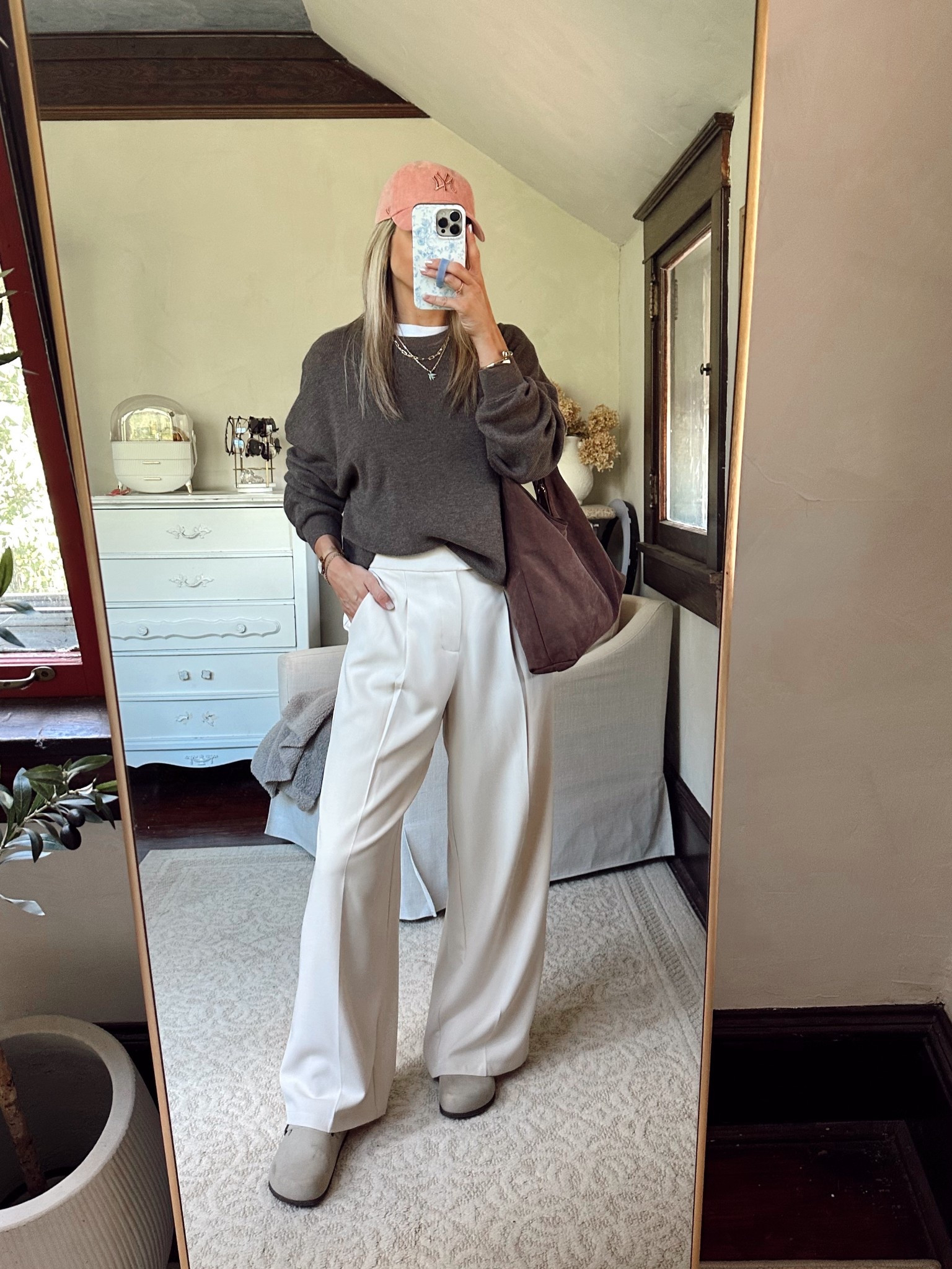 Trouser and oversized sweater outfit
Small sweater, medium pants but need a small! They run kinda big!
Amazon outfit 