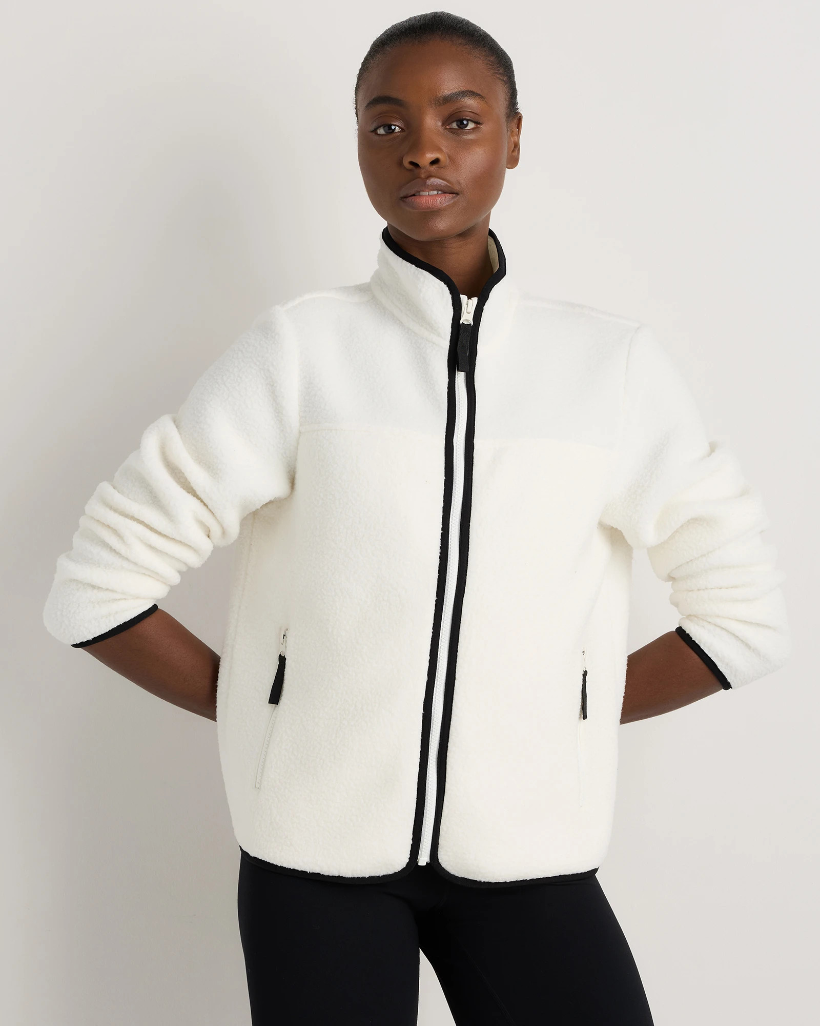 Quince | Women's Sherpa Full-Zip Jacket in Black, Size XL, 100% Polyester | Quince
