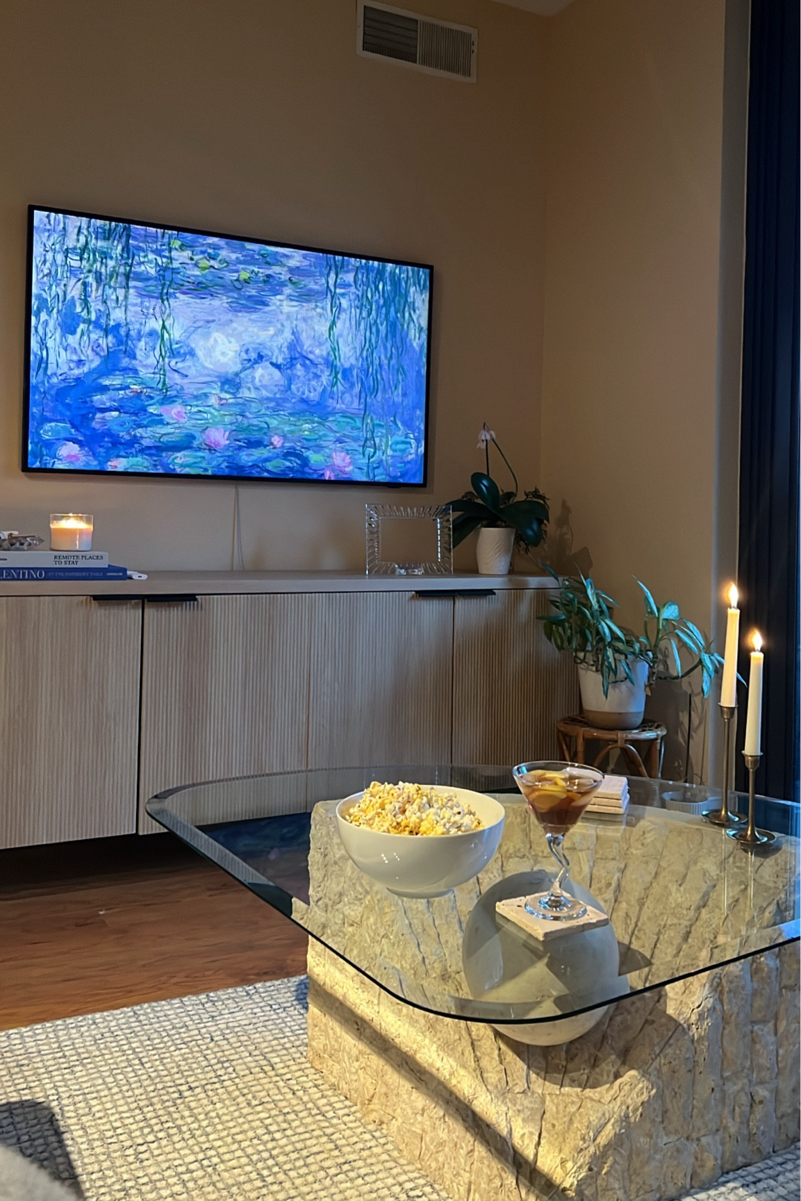 Home Decor: a modern contemporary mix 🤩

#LTKstyletip #LTKhome #LTKU