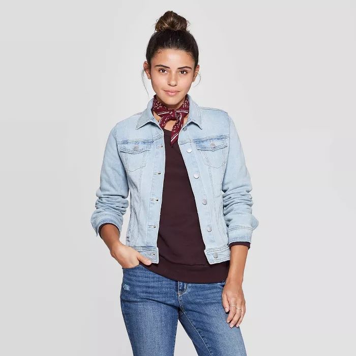 Women's Essential Freeborn Denim Jacket - Universal Thread™ Light Wash | Target