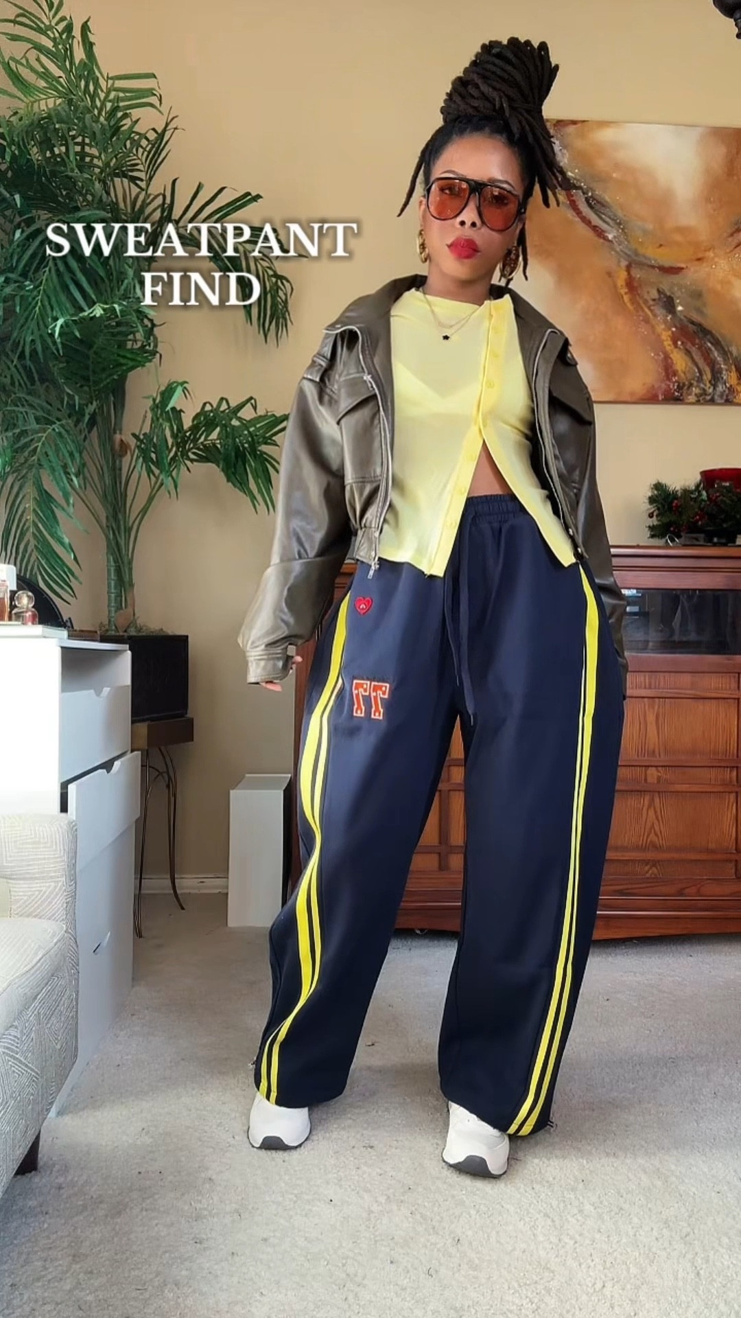 I love dressing up a cute pair of sweatpants 💕😂. Comfort over everything 🙂. 

#LTKootd #LTKPetite #LTKgrwm
