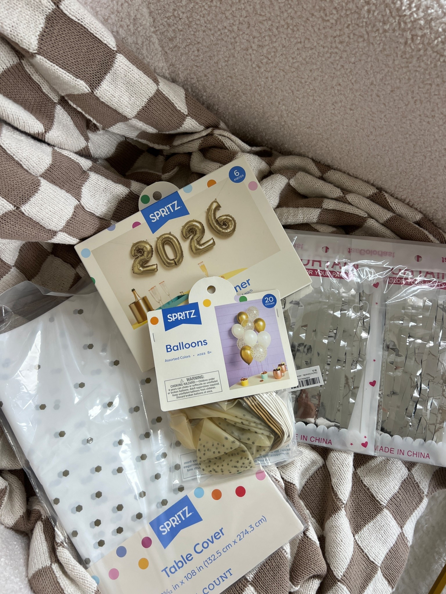 NYE photo backdrop decor! 🎉🥳🥂