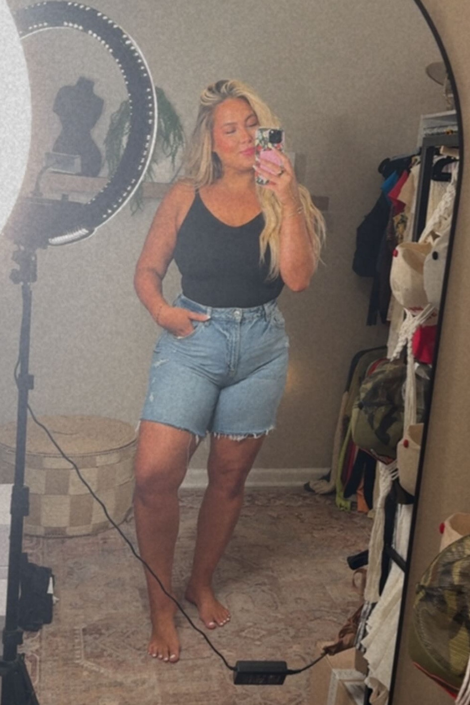 32 SHORTS

Denim shorts, cotton on

#LTKMidsize #LTKStyleTip #LTKFindsUnder50