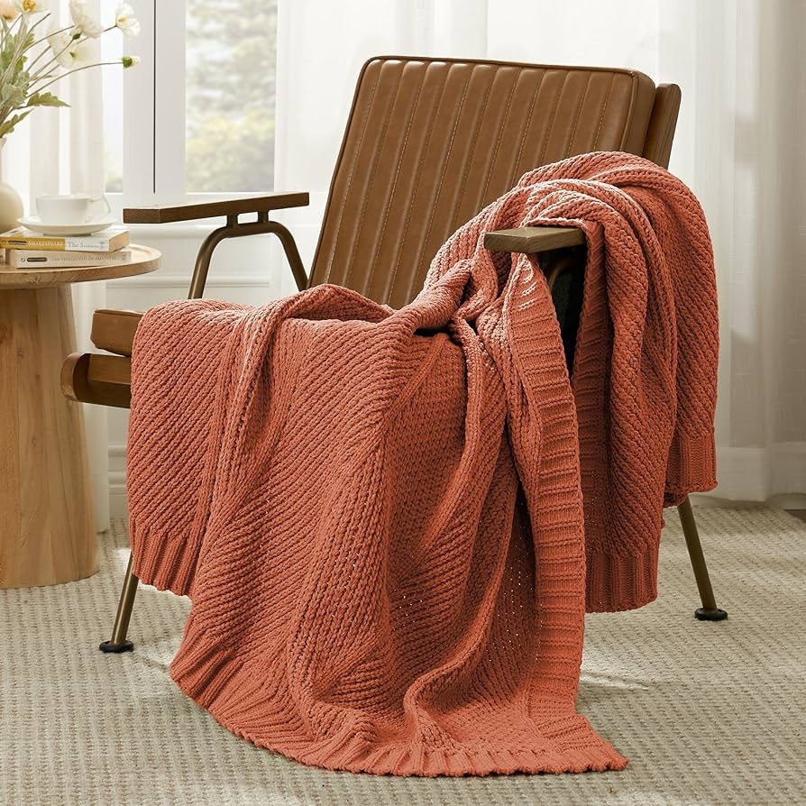 Amélie Home Cable Knit Fall Throw Blanket for Couch, Burnt Orange Chenille Knitted Chunky Knit B... | Amazon (US)