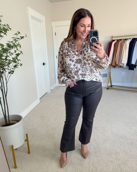 Fall Workwear from LOFT

Fit tips: blouse tts, L // pants tts, 32 // pumps tts

 Fall outfits  winter outfit, Thanksgiving outfit  LOFT  Flare pants  leather pants  blouse  workwear blouse  office outfit  Nordstrom pumps  

#LTKstyletip #LTKmidsize #LTKHoliday