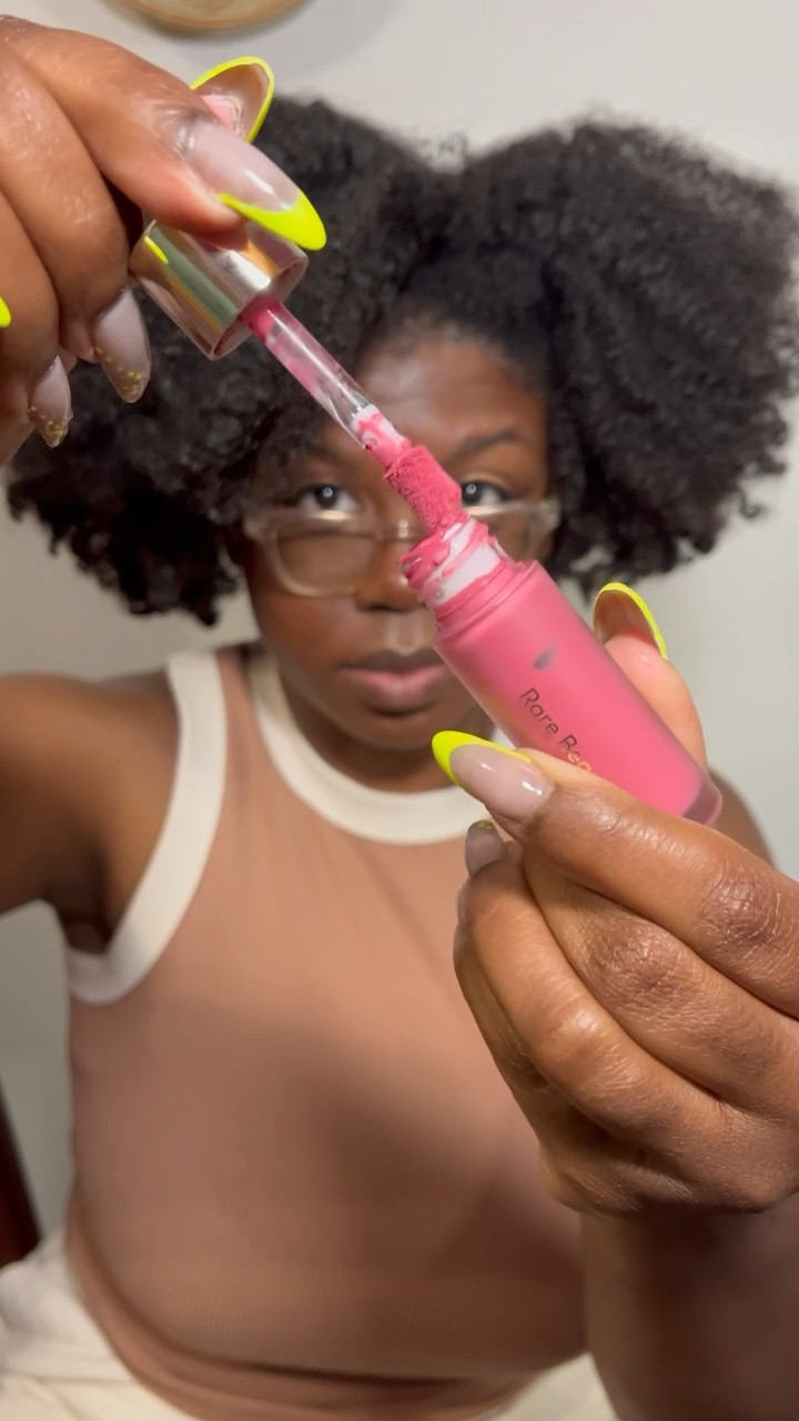 Rare Beauty by Selena Gomez
Soft Pinch Liquid Blush in Color: Grace - matte bright rose mauve

ROUGE 20%OFF 4/14-4/24, VIB 15% OFF 4/18-4/24, INSIDER 10% OFF 1/18-4/24

#sephoraspringsale #blush #blushforblackgirls #pigmented 

#LTKBeautySale #LTKunder50