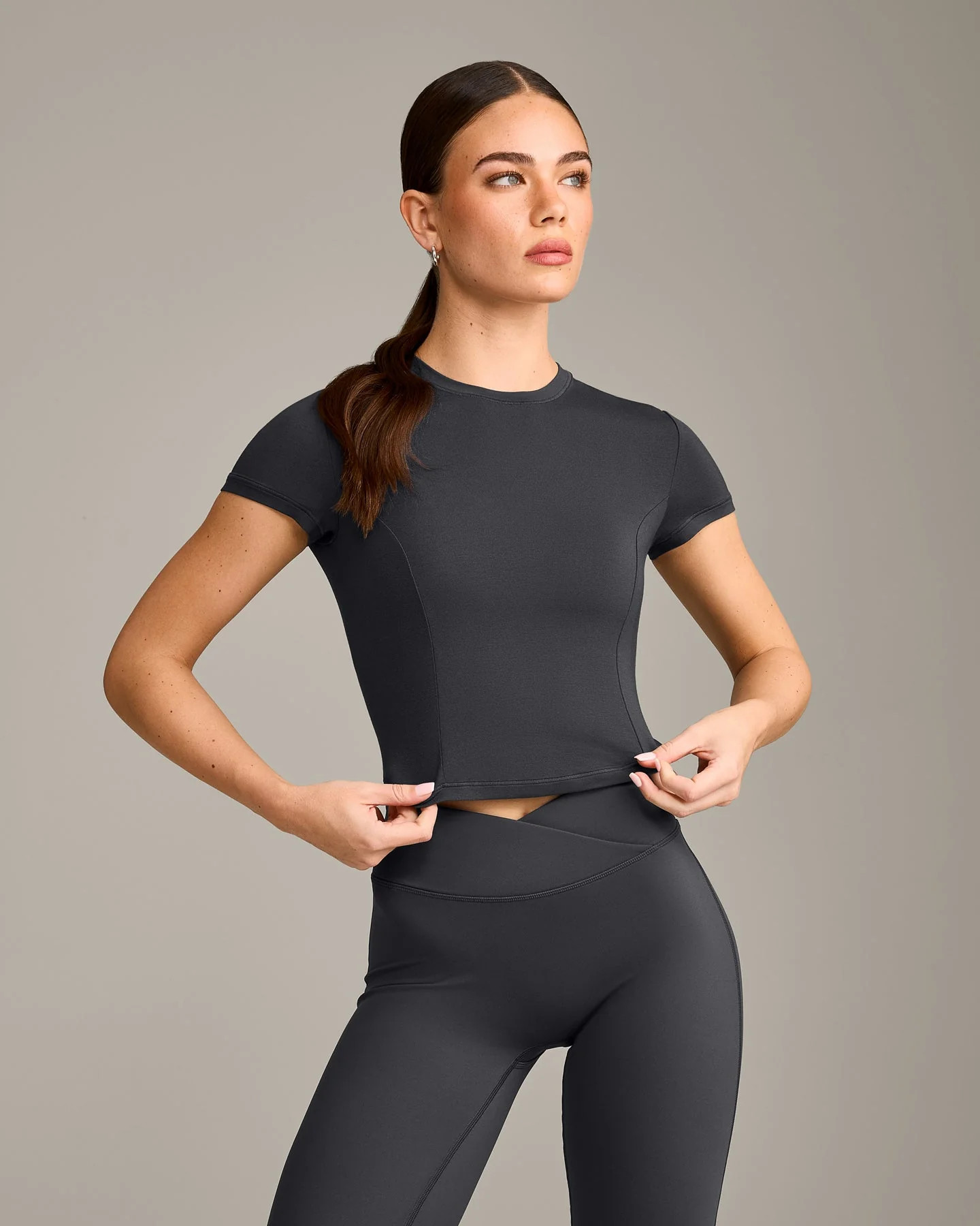Mellow\u2122 Motion Crew Neck Mid Top
Coal | Oner Active (UK / US)
