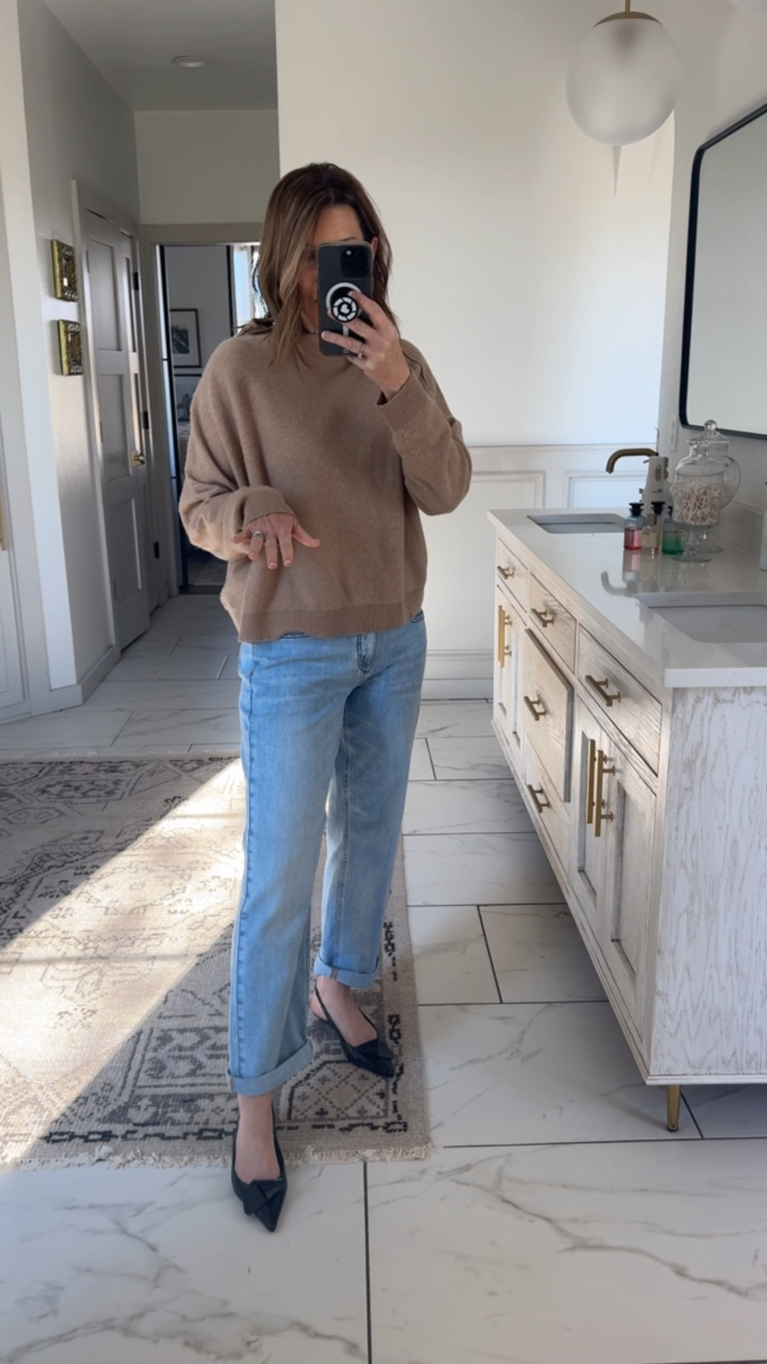 Size medium sweater 
I sized down one in the jeans 

#LTKStyleTip #LTKOver40