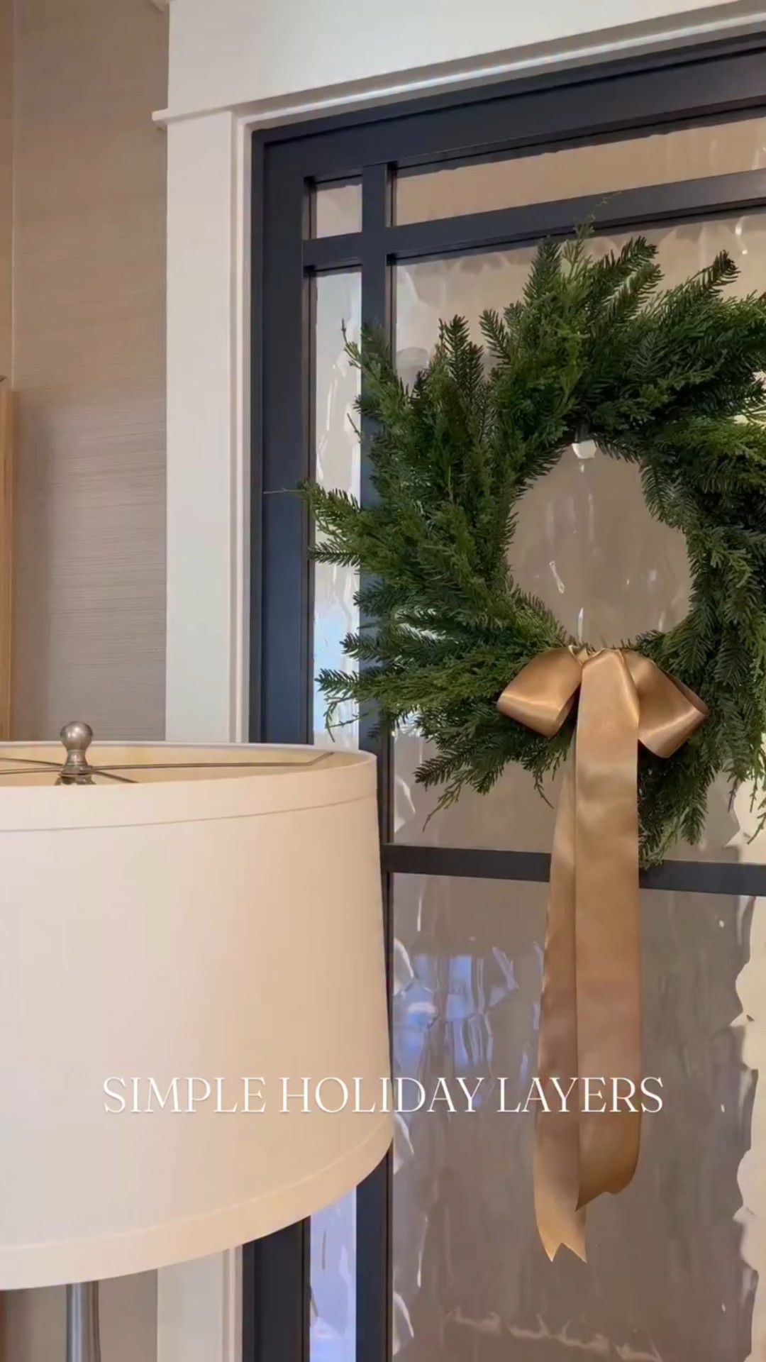 Fresh wreaths, soft ribbon, and a room that already carries so much charm. I love adding simple holiday layers that feel natural and effortless, but just enough to make the season shine ✨

#Holiday #Holidays #Christmas #ChristmasDecor #DesignerInspiration #Wreath #Ribbon #Bow #Design #HolidayDecor #Decor #DeckTheHalls