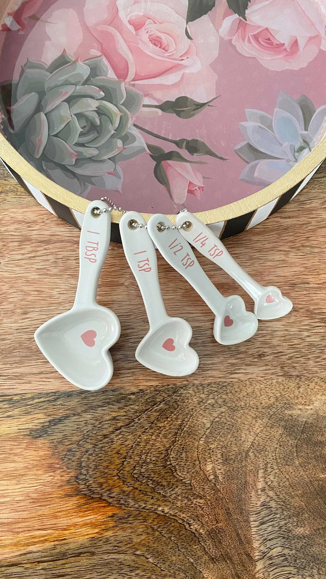 Bakeshop Valentine Heart Ceramic Measuring Spoons | Etsy (US)