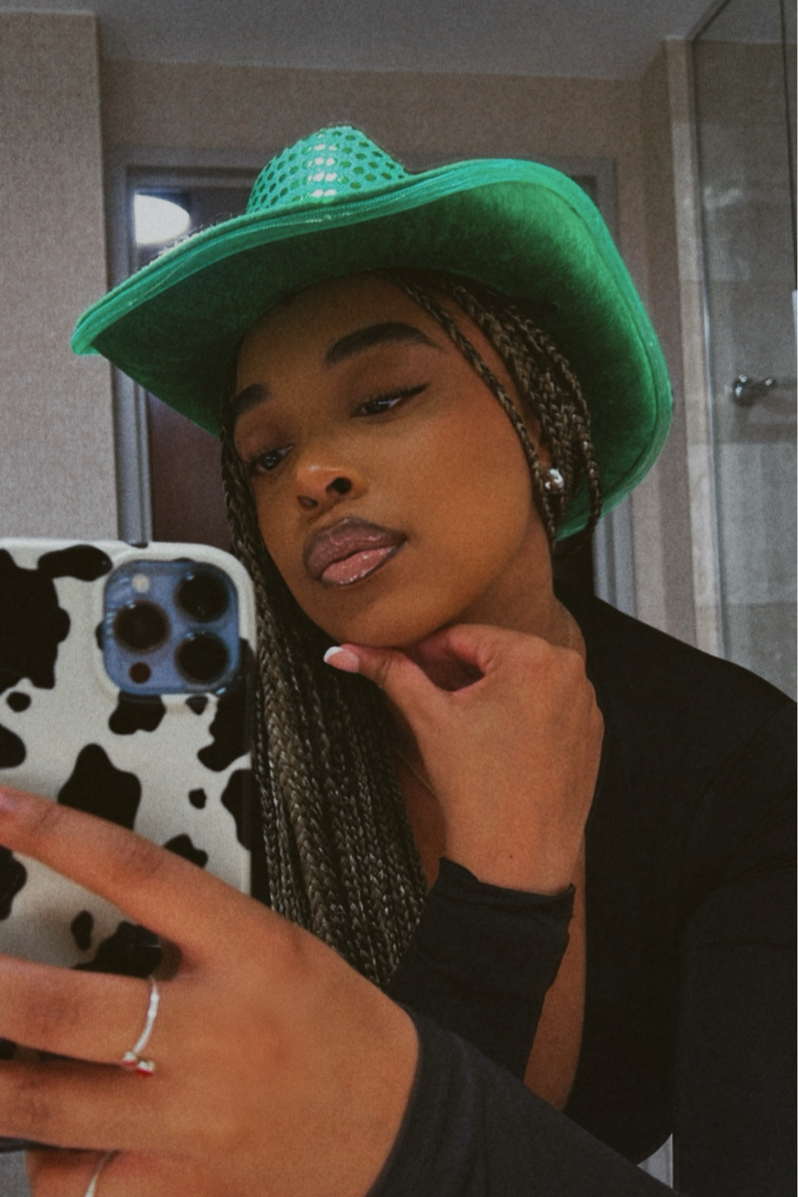 Love me a good nude lippie!