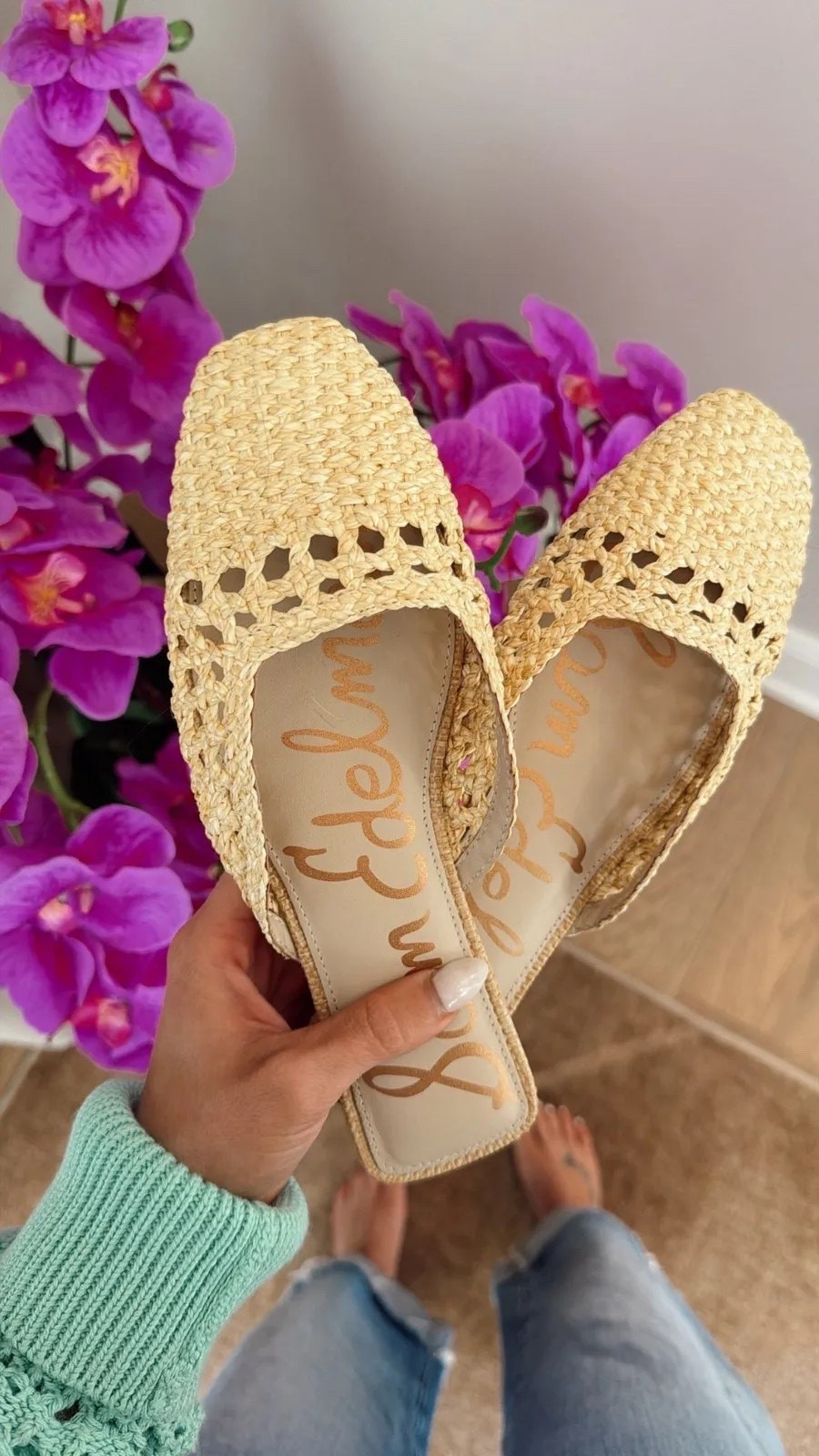 These Sam Edelman woven mules I wear all of the time are on sale at Nordstrom! 40% off 🤍

Nordstrom anniversary sale
Summer sandals
Summer outfit
Same Edelman
Woven sandals
Woven mules
Nordstrom finds

#LTKSaleAlert #LTKootd #LTKSeasonal