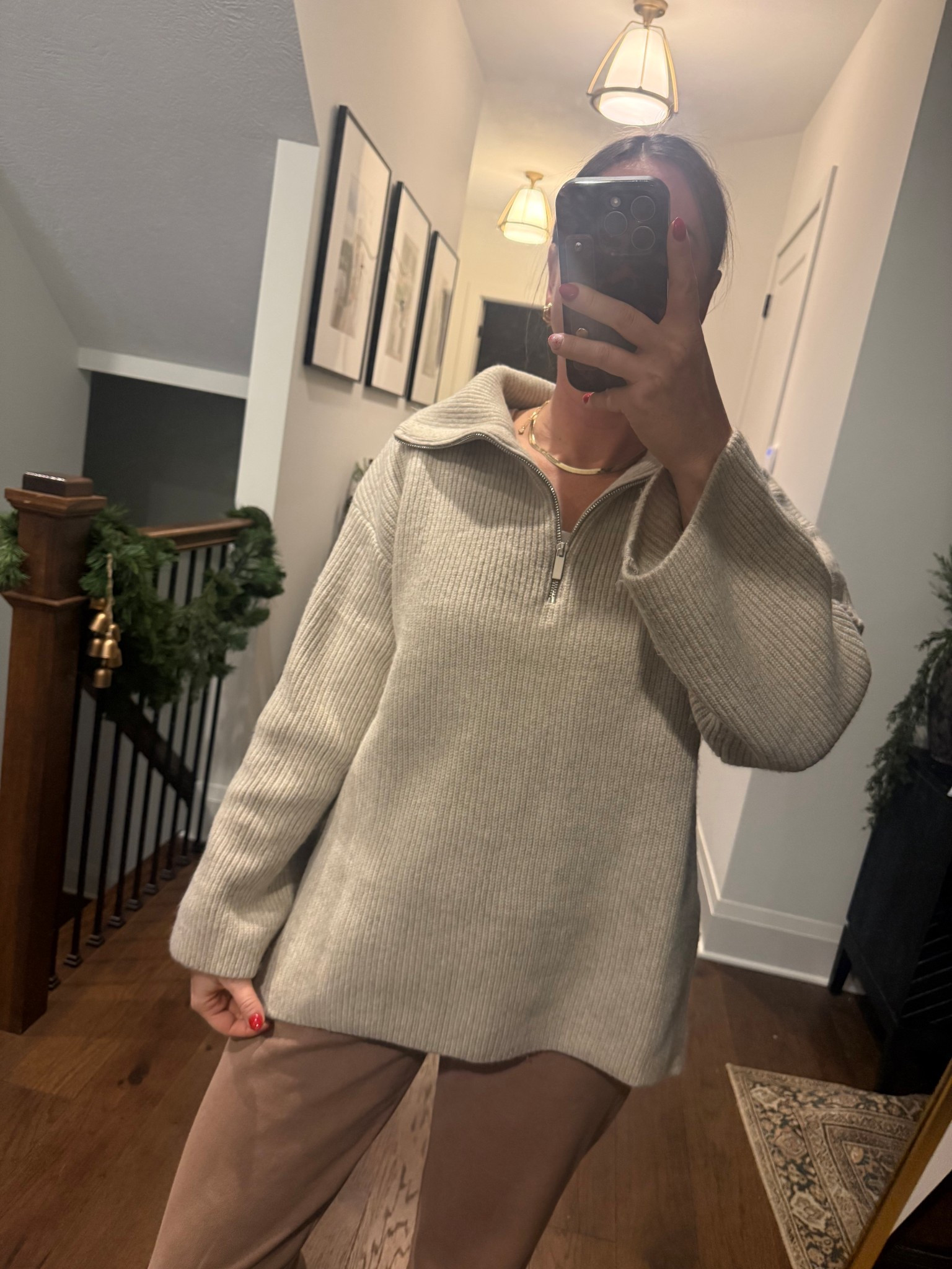 I love a comfy cozy sweater like this one from Hm! Perfect for casual or with jeans


Comfy sweater
Half zip sweater 