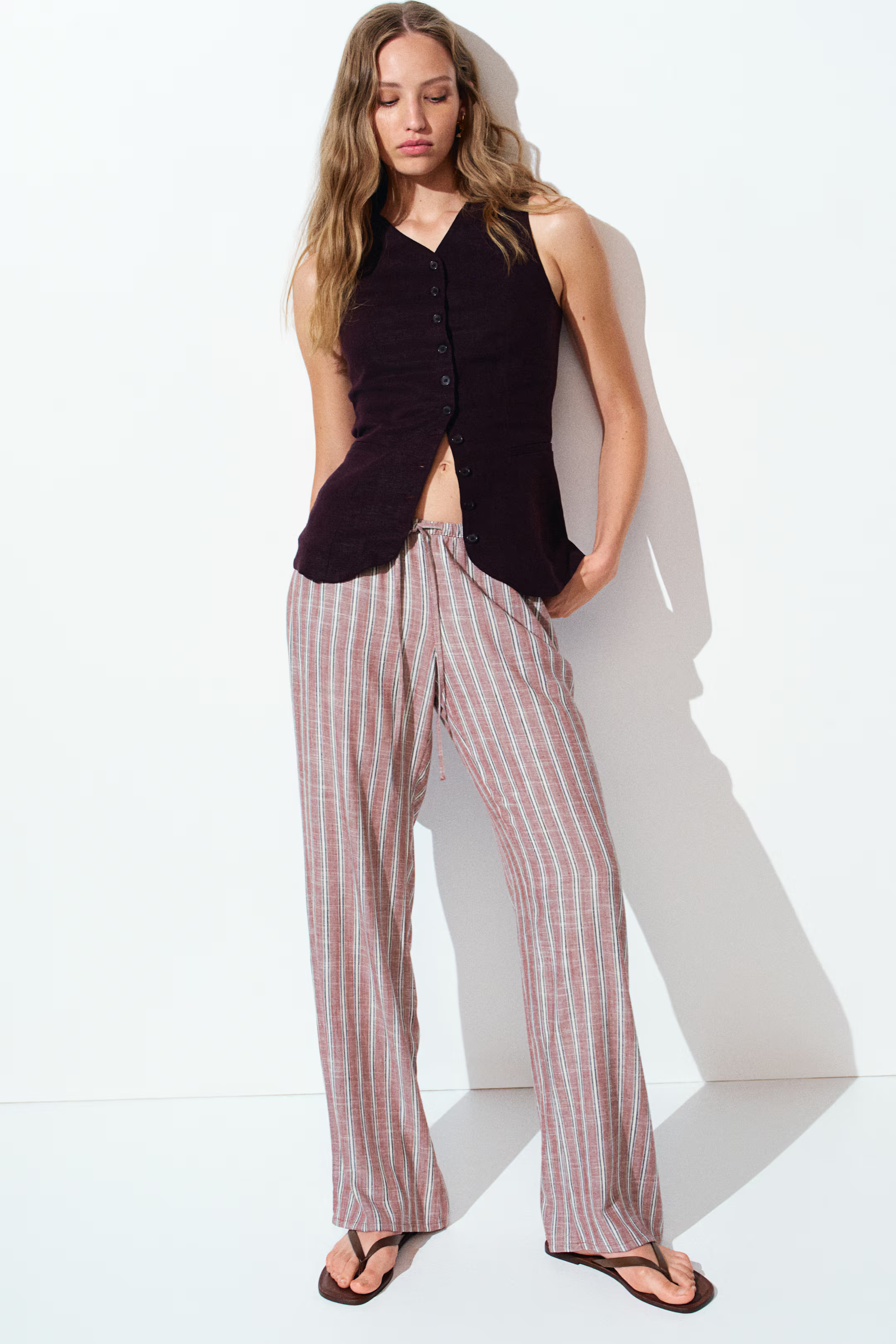 Straight drawstring trousers | H&M (UK, MY, IN, SG, PH, TW, HK)