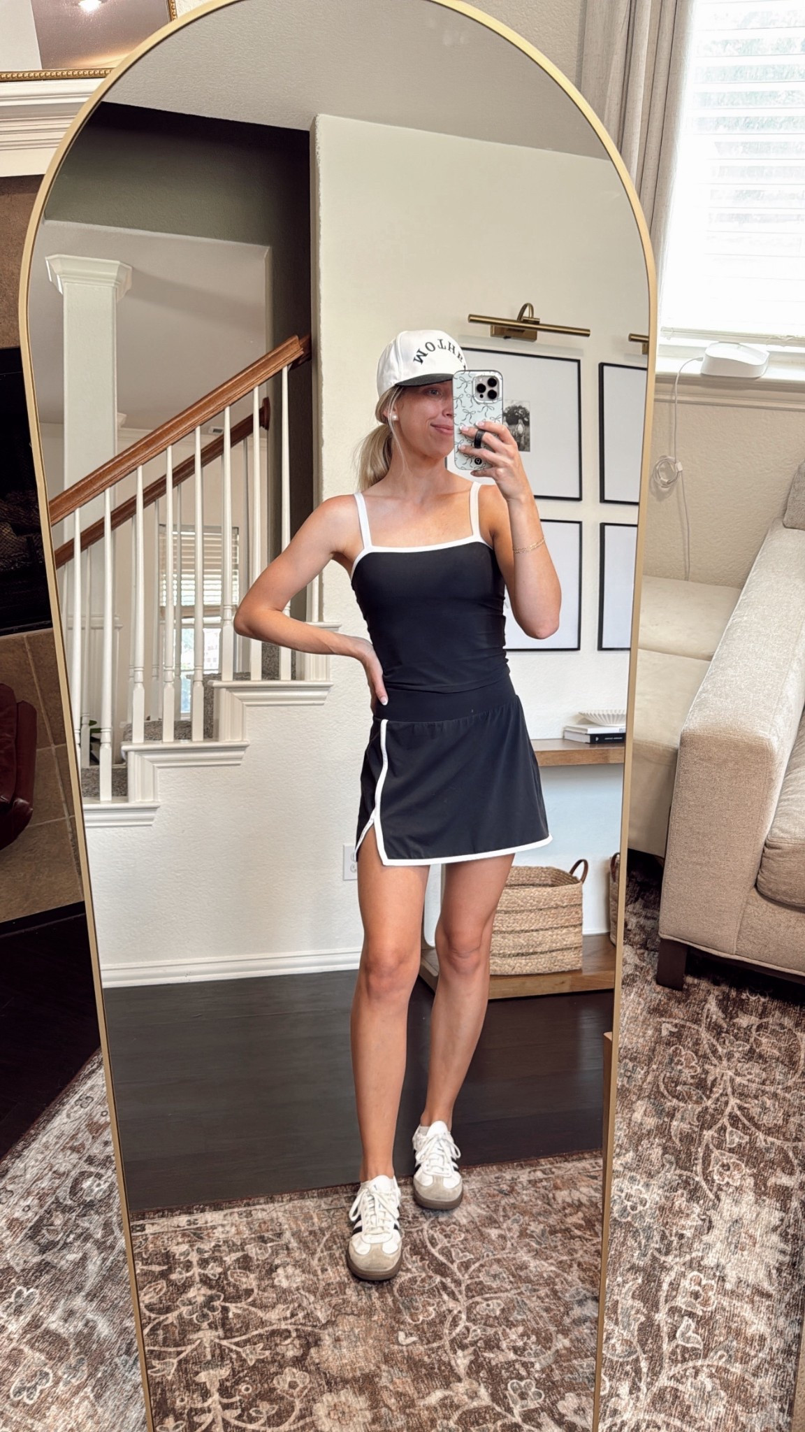 There’s nothing a 2 piece target set can’t fix 🖤✨ #target #momoutfits 

#LTKFindsUnder50 #LTKActive