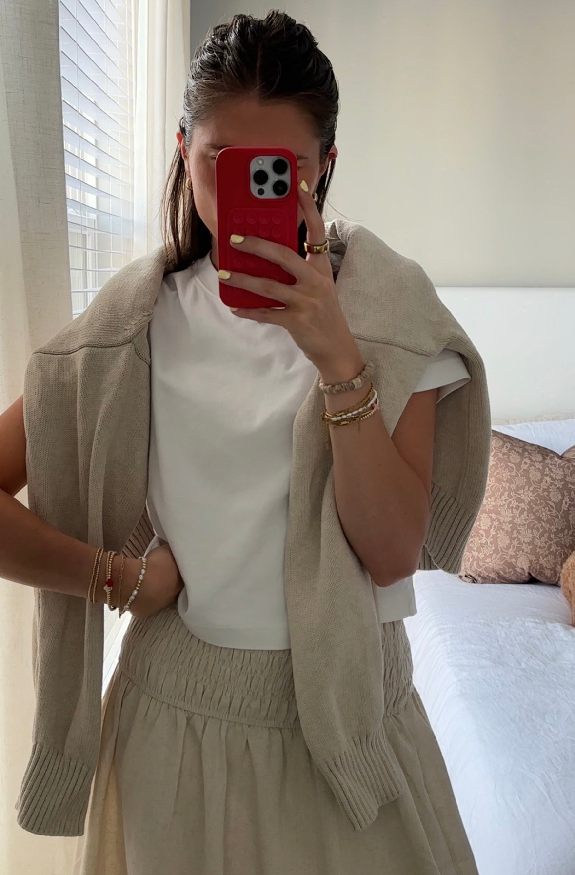 Office ootd! Skirt is a size 2 (runs a bit big, wish I did a 0), tee is a small, & sweater is an XL! #Ootd #LTK #PrincessPolly #Spring #SpringOutfitInspo 