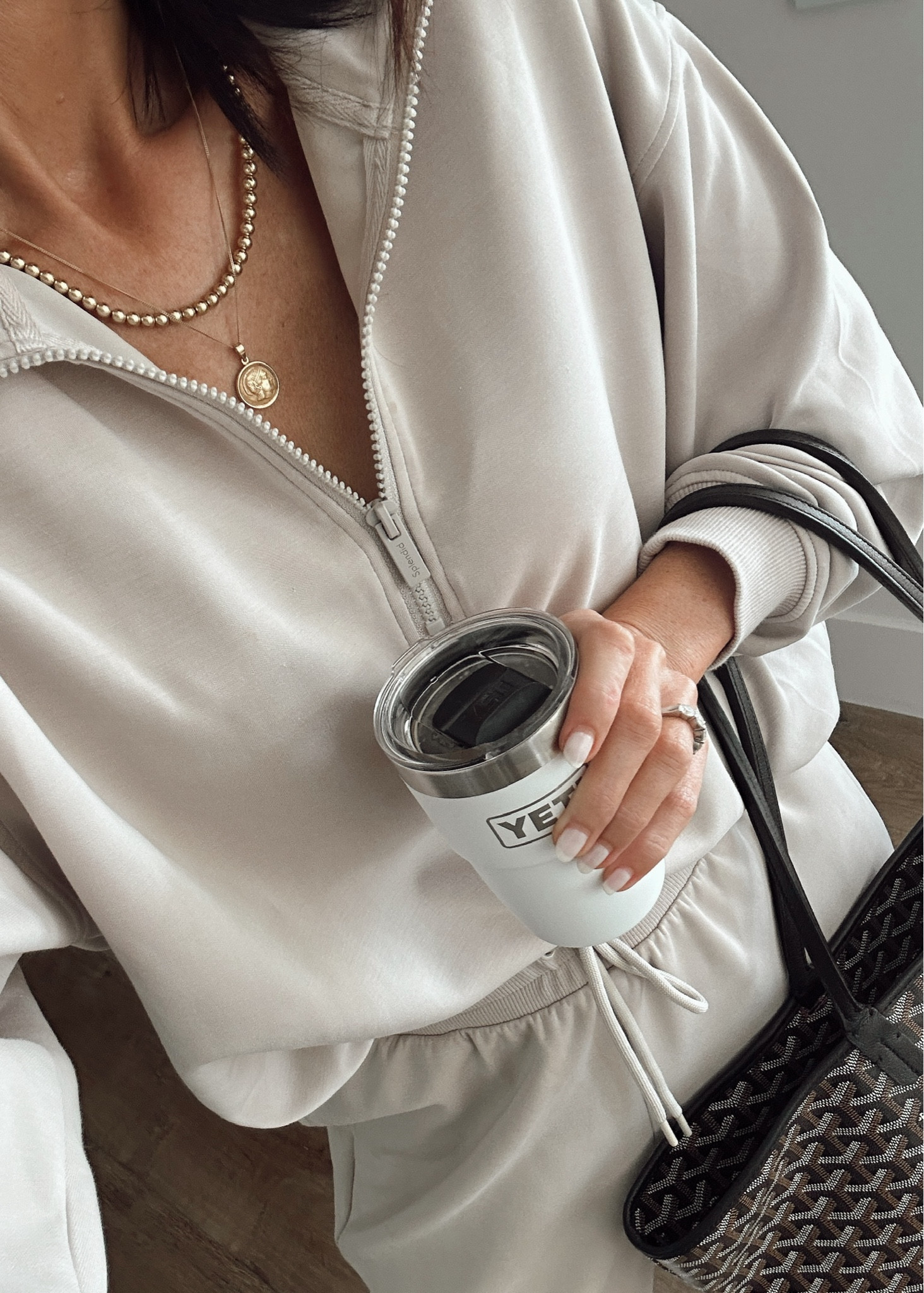 School drop off outfit. I'm just shy of 5-7" wearing the size small for both top and bottoms #stylinbyaylin #aylin

#LTKStyleTip #LTKSeasonal #LTKActive