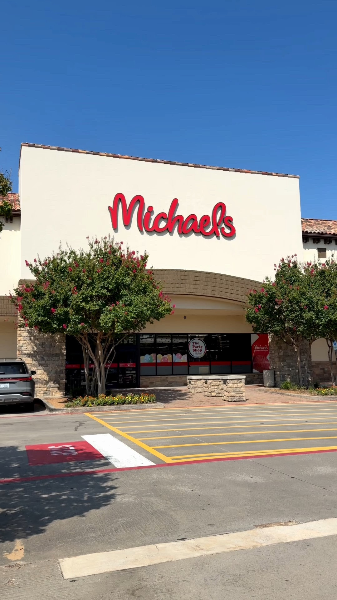 Michaels fall and Halloween Decor! New arrivals

#LTKHome #LTKSeasonal #LTKdayinmylife