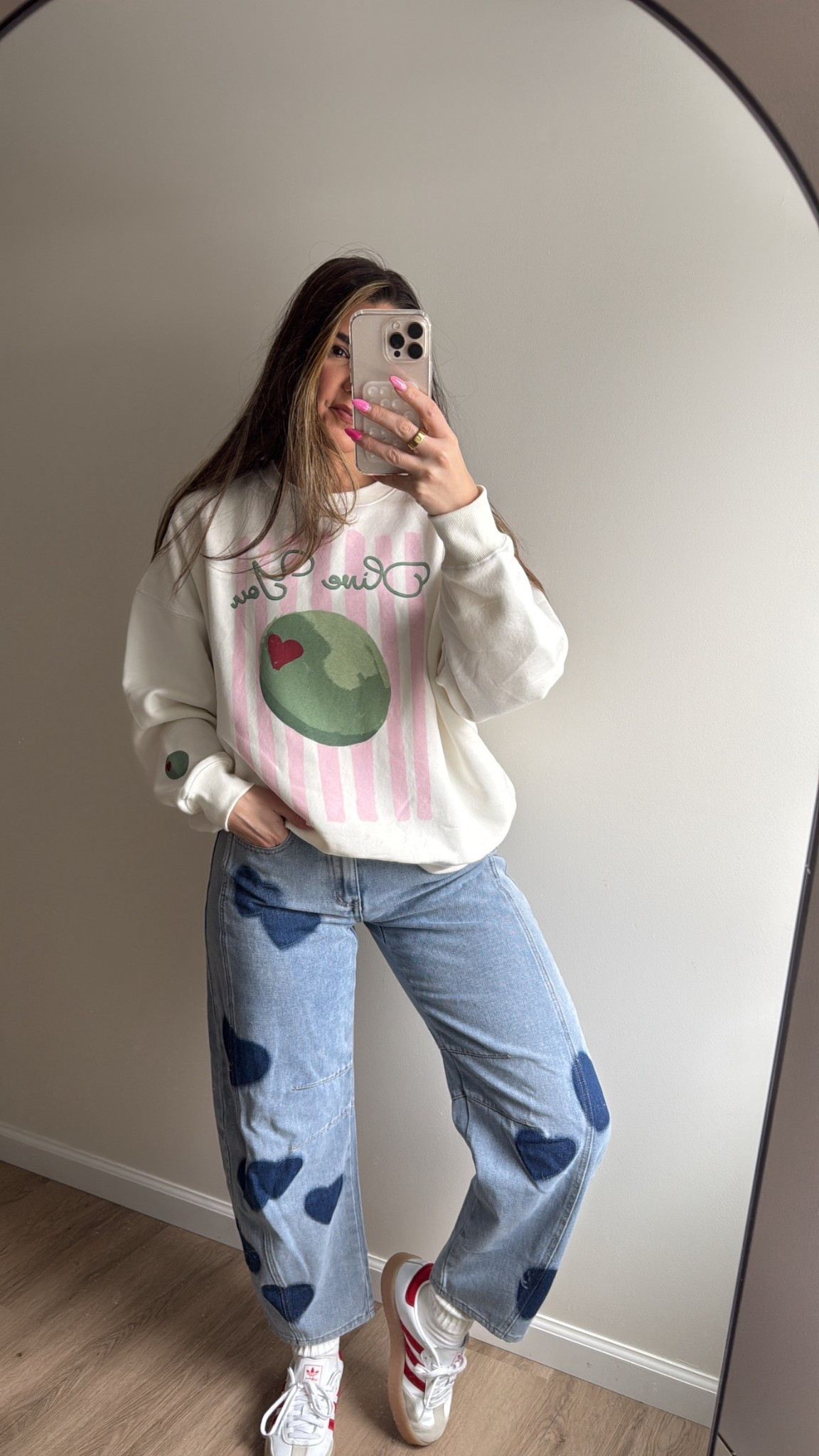 wearing medium in crewneck & small in barrel jeans (I’m 5’8) 

#LTKootd #LTKgrwm #LTKdayinmylife