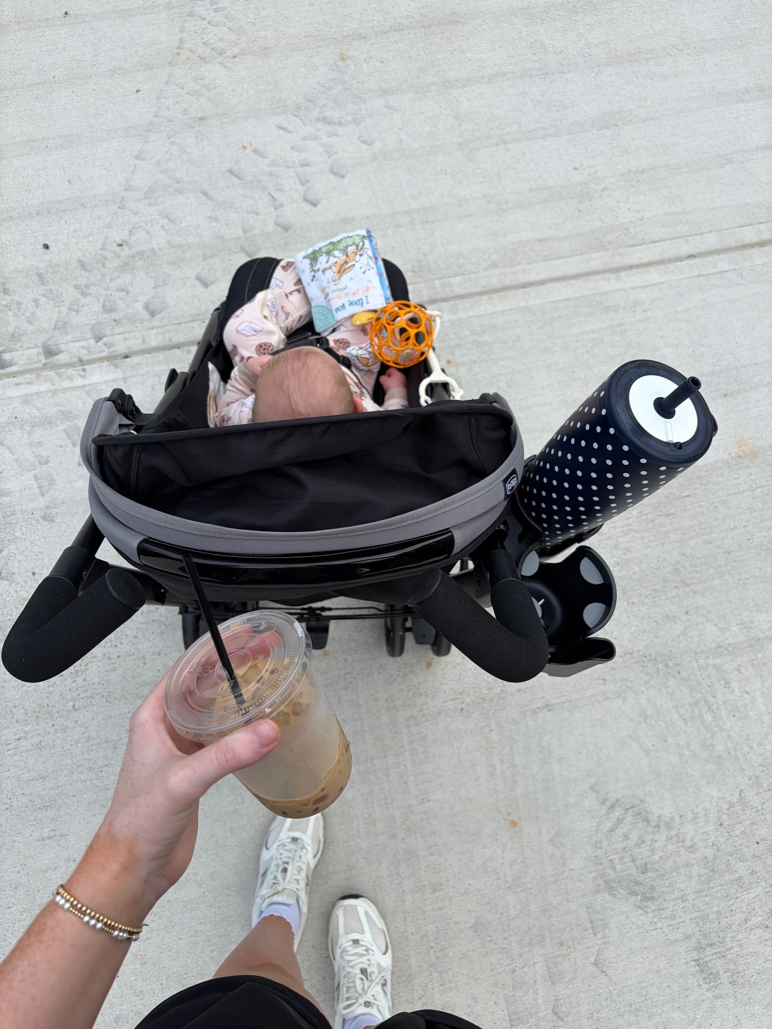 morning walks ☕️

#LTKdayinmylife #LTKootd #LTKmomlife