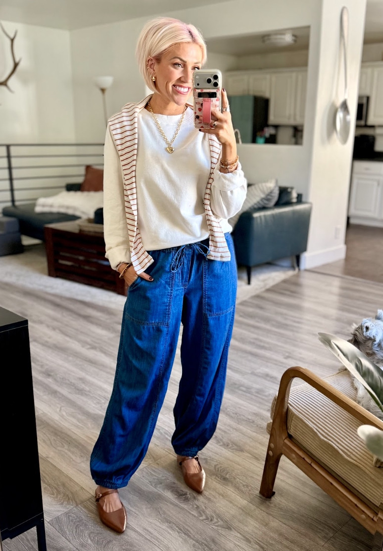 So cozy for fall!! Top: Small // Striped Top: Medium // Pants: Small // Shoes: TTS 

 #LTKootd #LTKSaleAlert