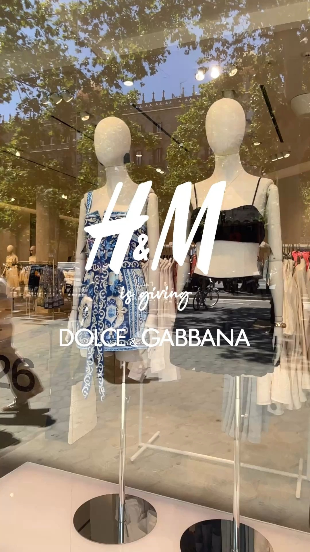 H&M is giving Dolce&Gabbana vibe 💙

Tags: H&M, H&M haul, summer outfits, summer dresses, jumpsuit, date night outfits, high street.

#LTKstyletip #LTKdatenight #LTKsummer