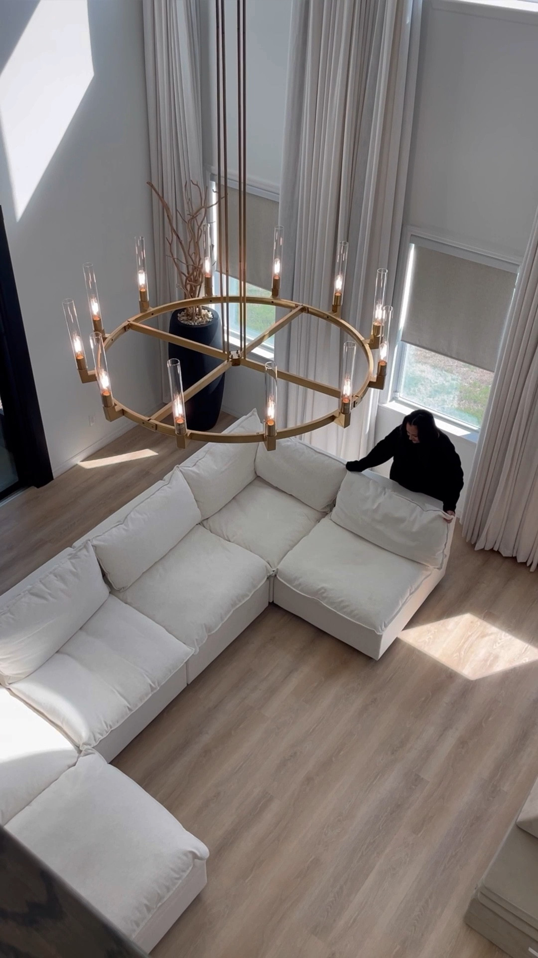 Luxe cloud sofa 🤍



Sofa info: I have the Kova U-Shape in color Cloud White performance linen with the storage ottoman and pillow cushions 


Home
Home decor
Rugs
Area rug
Neutral rug 
Living room family room rug
Sofa sectional
Washable cleanable sofa
Family friendly sofa furniture 
Stain resistant fabric sofa 
Cloud sofa
Family kid toddler and pet friendly sofa
White Sofa sectional affordable 
High performance fabric sofa fabric
Albany park

#LTKHome #LTKSpringSale #LTKmomlife