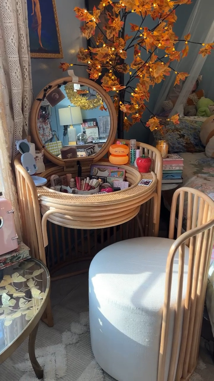 @spaceykacey dropped a new song and it motivated me to get my shit together and clean up my makeup vanity. Music is therapy. 🌈 ❤️ 

Sharing If anyone else needs some motivation. Put your phone down, and turn the music up. 🎶 

#cleaningmotivation #makeupvanity #whimsicaldecor #cozyhome #maximalism #elisevanity #uohome #urbanoutfitters #ltkhome #eclecticdecor #cottagecoreaesthetic #makeuplover #sephora #kaceymusgraves #decor #instadecoration #makeupjunkie #vintagevanity #fairycore #coquette #rarebeauty #gxvebeauty #hauslabs

#LTKhome #LTKbeauty #LTKfindsunder50