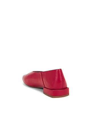 Kasey Flat in Scarlet | Revolve Clothing (Global)