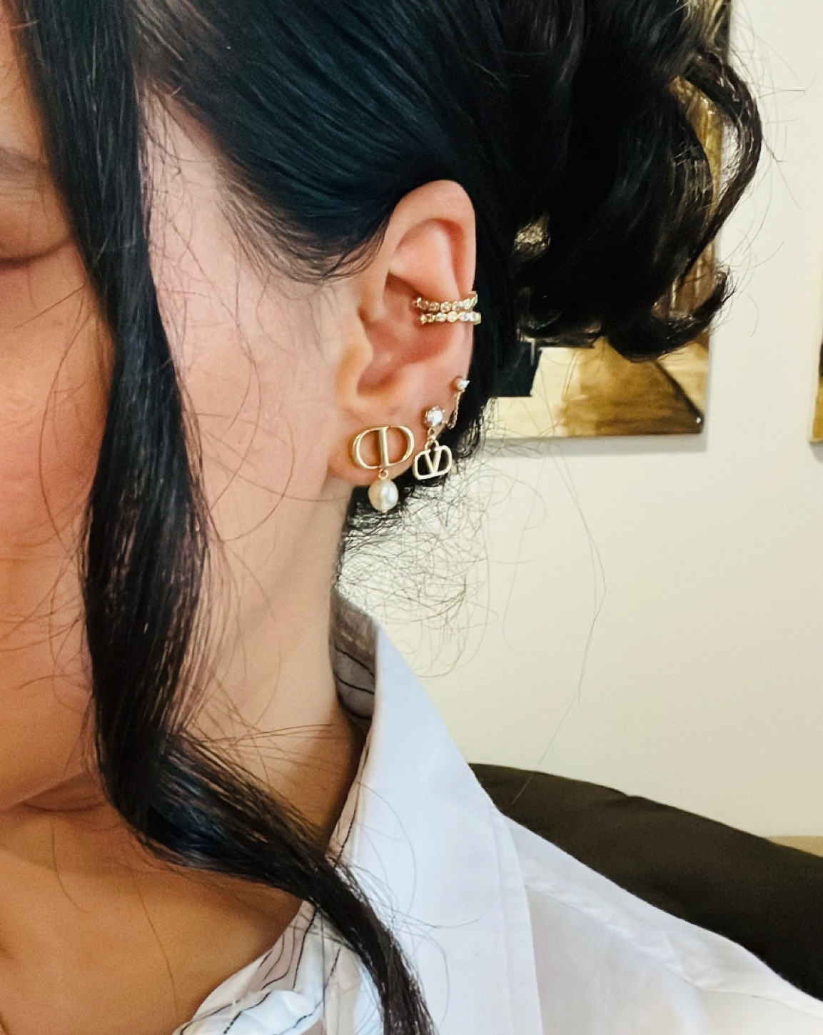 1. Dior petit earrings (Dior.com)

Added a few sites for the Valentino earrings! 

#LTKstyletip #LTKfindsunder100 #LTKsalealert