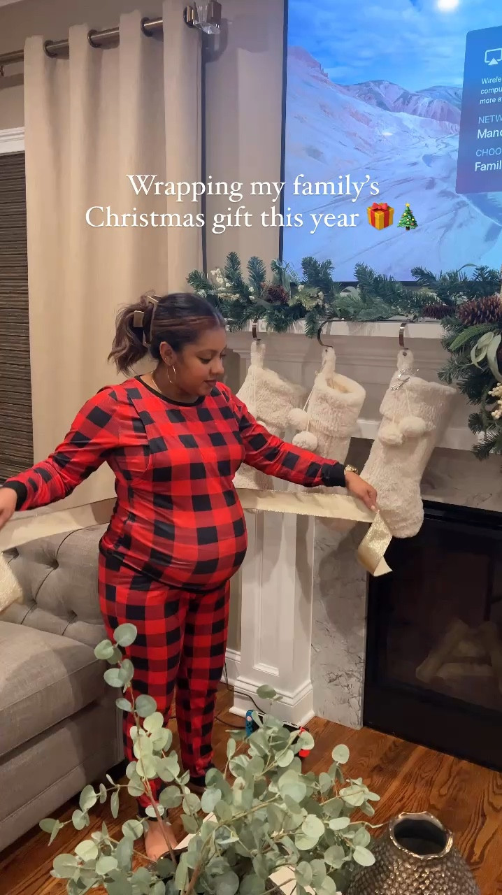 Wrapping the family Christmas gift this year! Taking me 9 long months to make! 

#LTKHoliday #LTKBump #LTKSeasonal