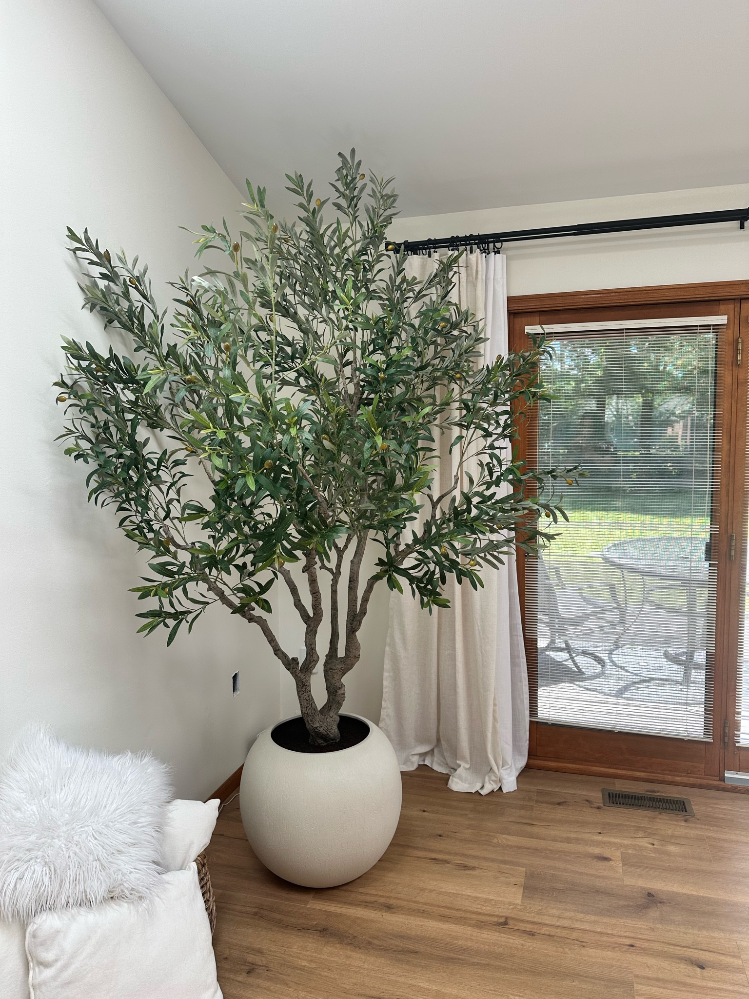 The best olive tree there is the viral @costco one, but find similar ones + a link to all room details below! 

#LTKHome