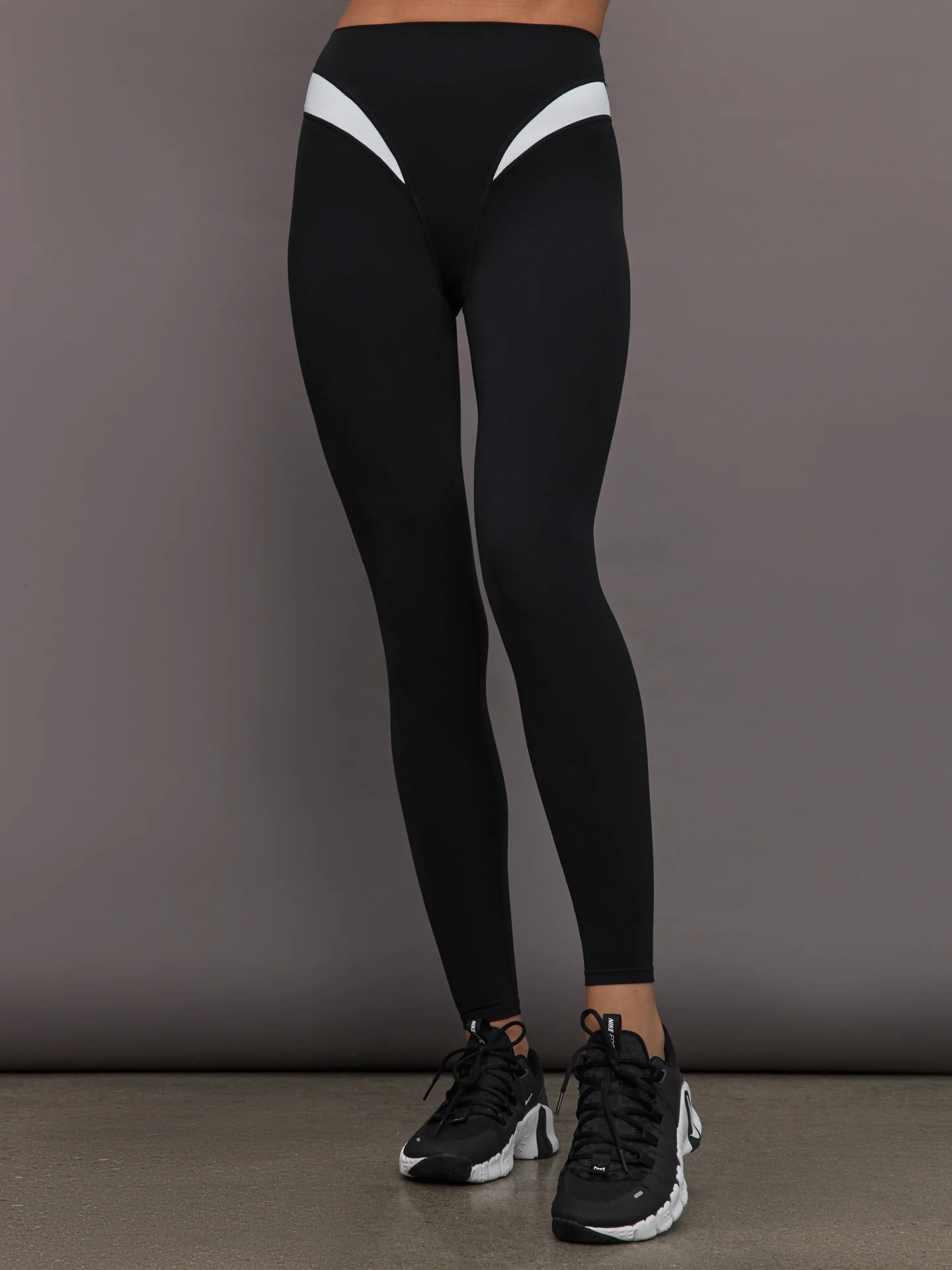 Spliced Colorblock Legging in Melt - Black / White | Carbon38