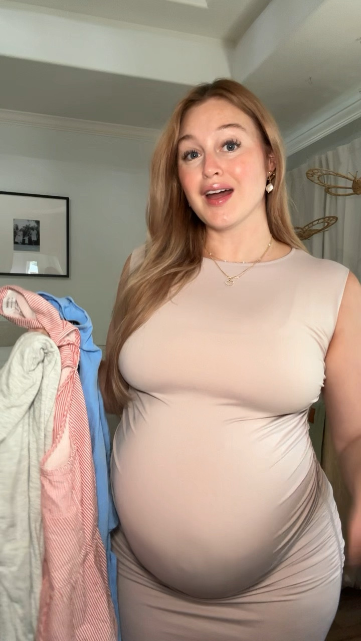 Maternity Dresses - Outfits - Pregnancy 

#LTKSeasonal #LTKMidsize #LTKStyleTip