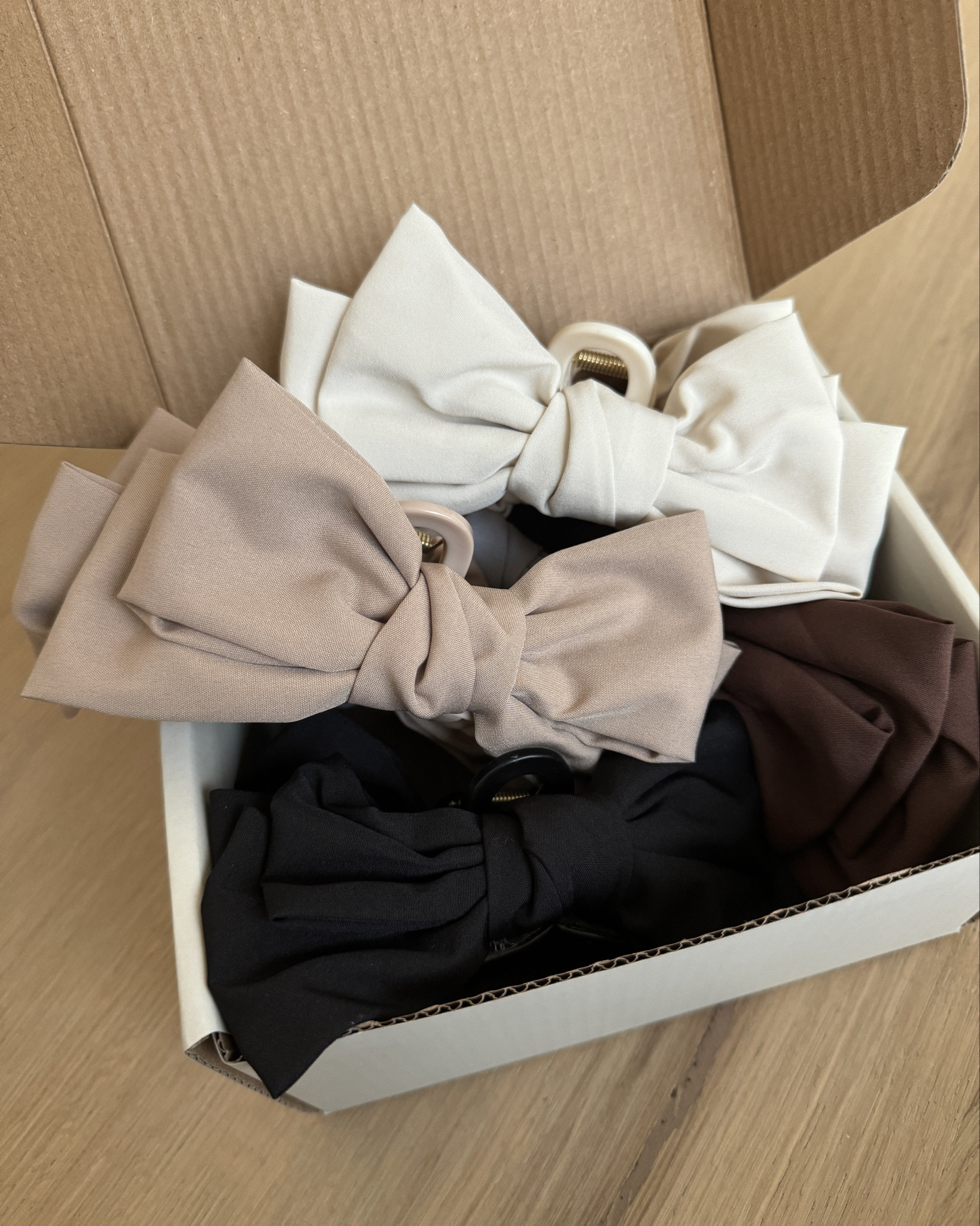 Amazon find, bow hair clips 

#LTKBeauty #LTKFindsUnder50