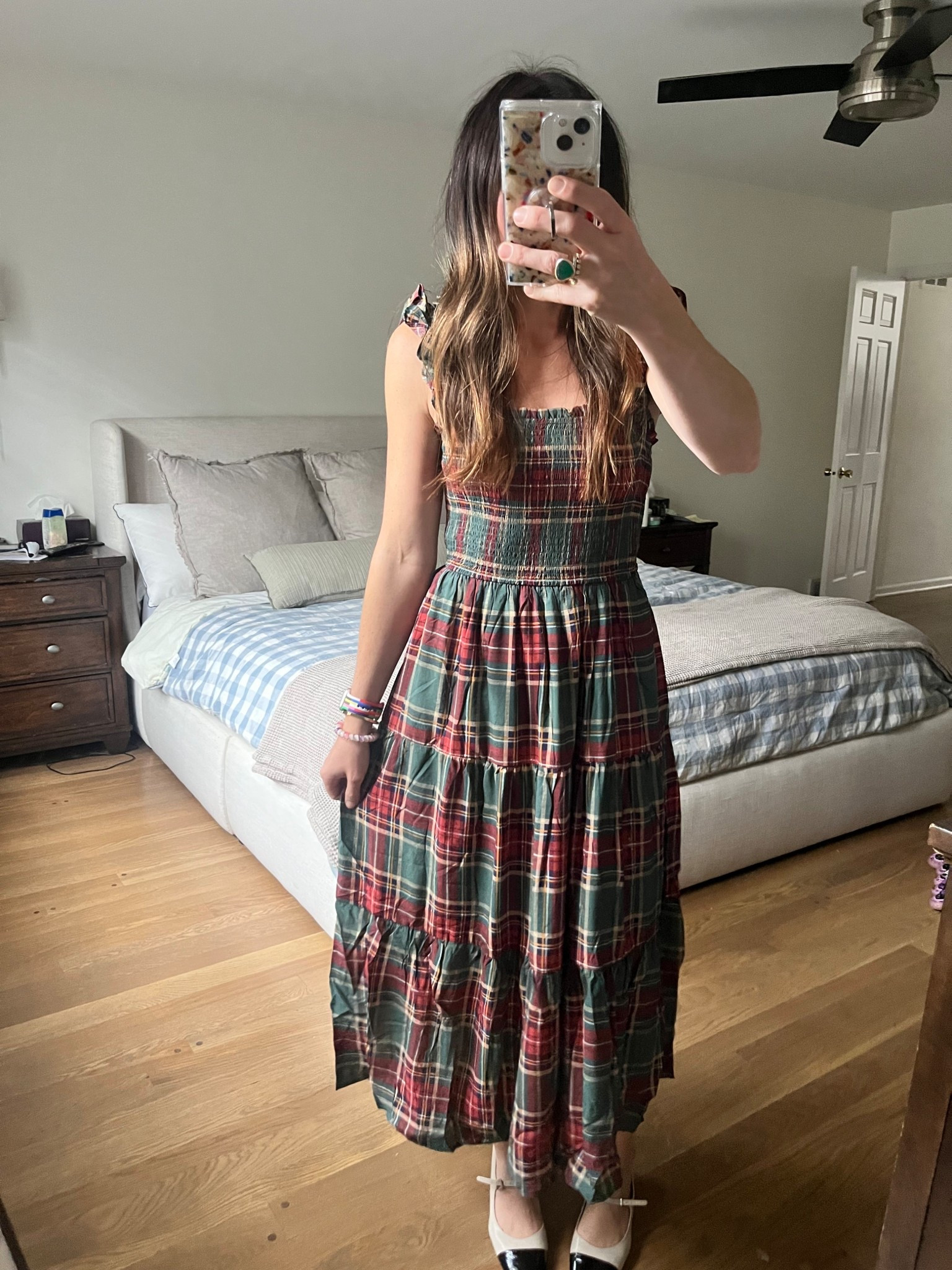 This holiday dress looks like Hillhouse, but it’s a steel for under 35!

#LTKgrwm #LTKHoliday #LTKSeasonal