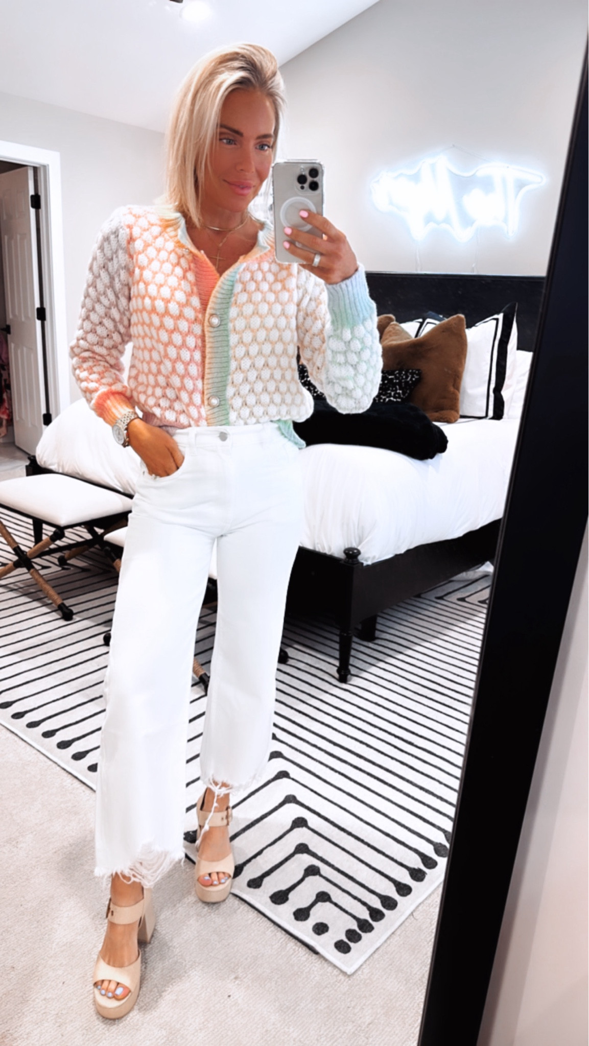 HAPPY MOTHERS DAY EVERYONE!! I hope you’re all celebrating your special day if you are a momma, and/or celebrating your momma on her day 🩷This Amazon sweater!!! Gals you have to get this! It’s so affordable and so so cute! 

#LTKSeasonal #LTKStyleTip #LTKFindsUnder50