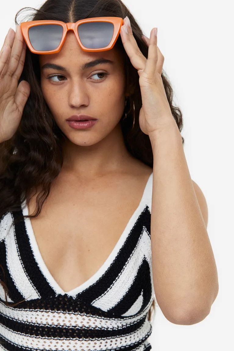 Crochet-look Hole-knit Top - Black/white - Ladies | H&M US | H&M (US + CA)