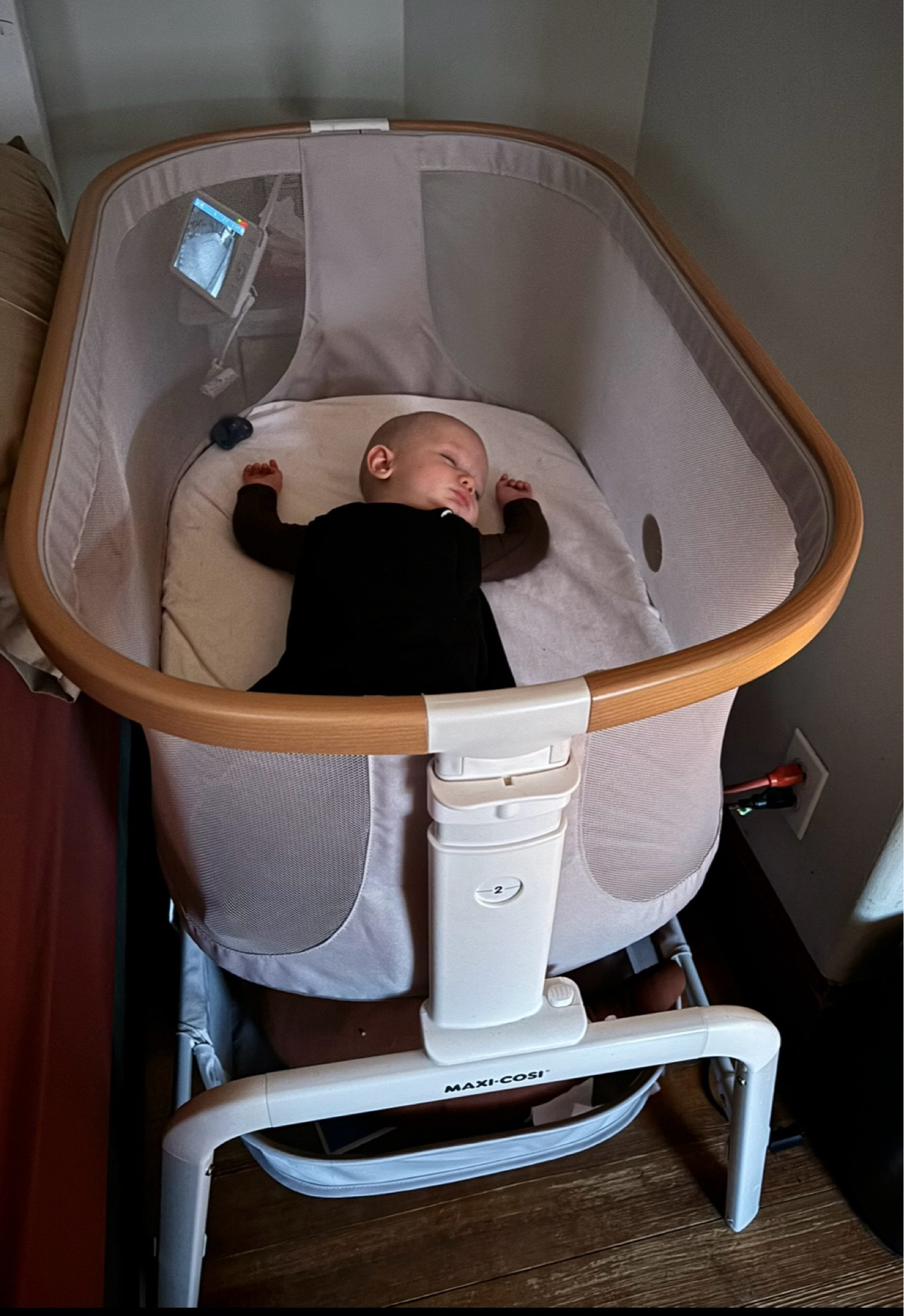 the maxi-cosi bassinet 🙌🏼 we love this bassinet so much! the color we have is a Nordstrom special! 


#LTKhome #LTKbaby #LTKfamily