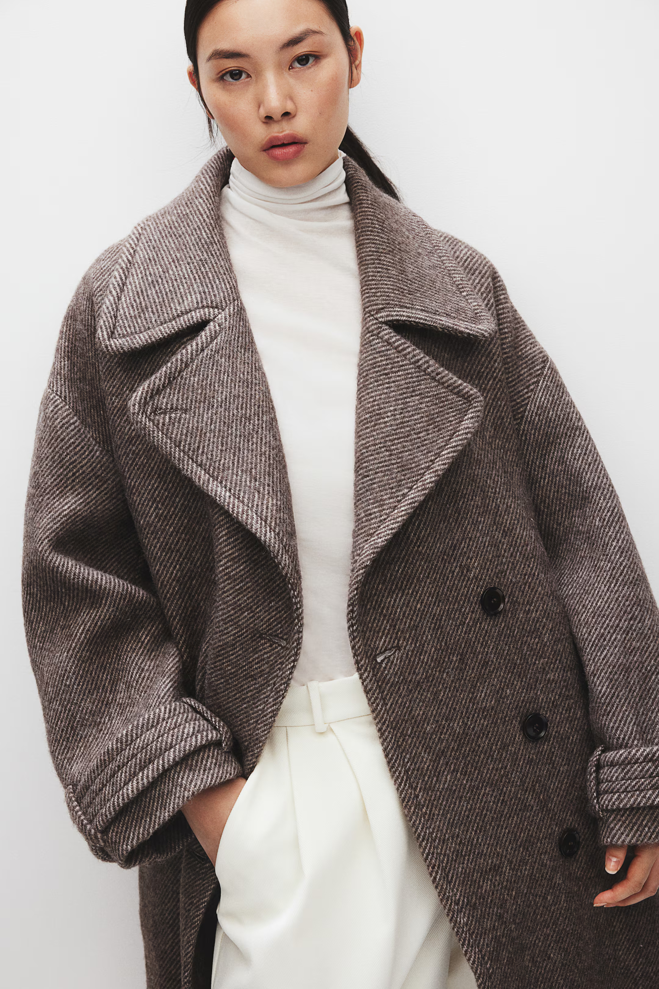Double-breasted wool coat | H&M (UK, MY, IN, SG, PH, TW, HK)