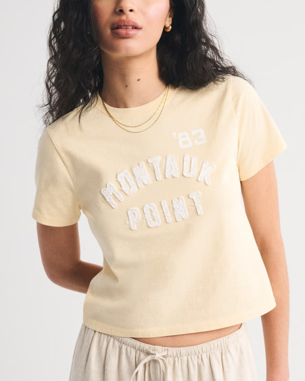 Short-Sleeve Montauk Graphic Skimming Tee | Abercrombie & Fitch (US)
