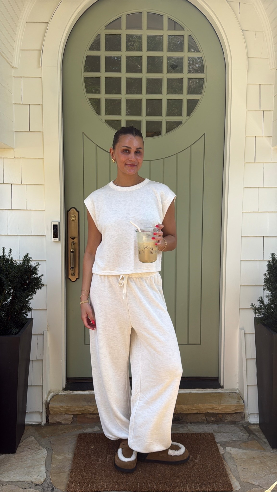 Wearing a size S in top and M Long in pants! 